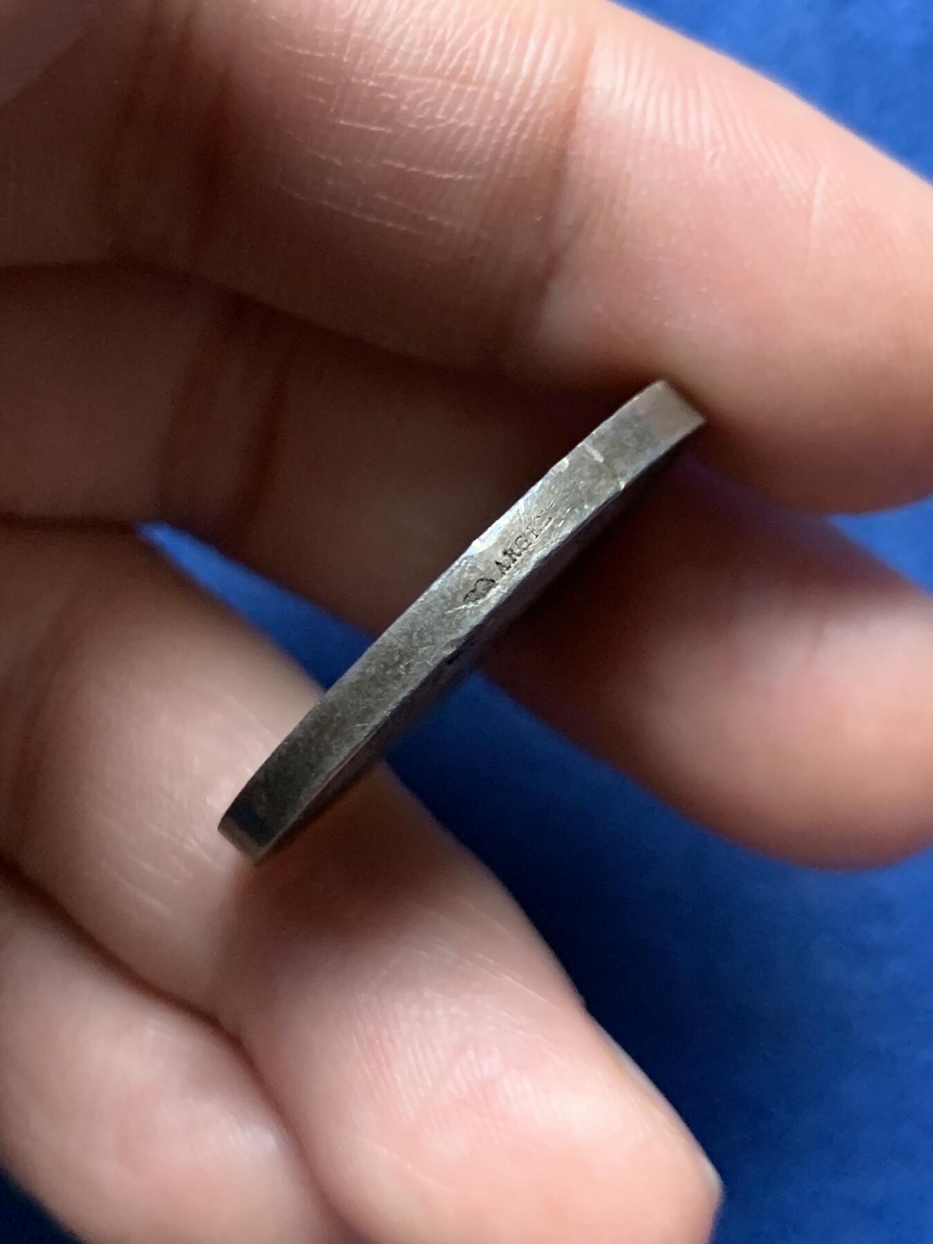 《竞宝斋》第472场 周日，周一，周二 3场连拍 （全场包邮）欢迎送拍 法国里昂丝绸工人互助会银质代币，12.90g，28.5mm，丰饶角边铭