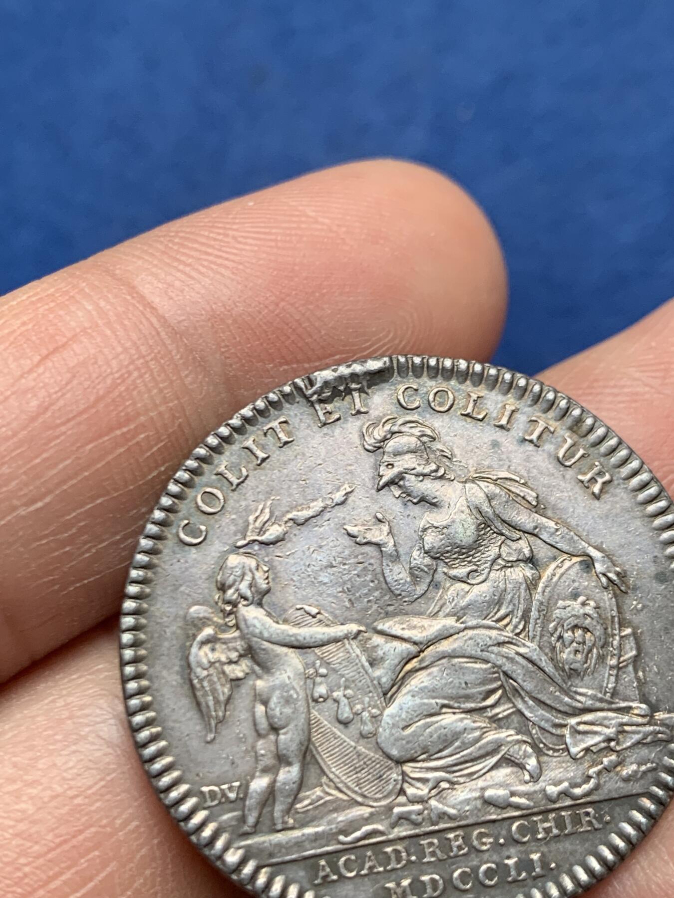 《竞宝斋》第472场 周日，周一，周二 3场连拍 （全场包邮）欢迎送拍 法国路易十六头像医学会银质代币，10.11g，30.7mm