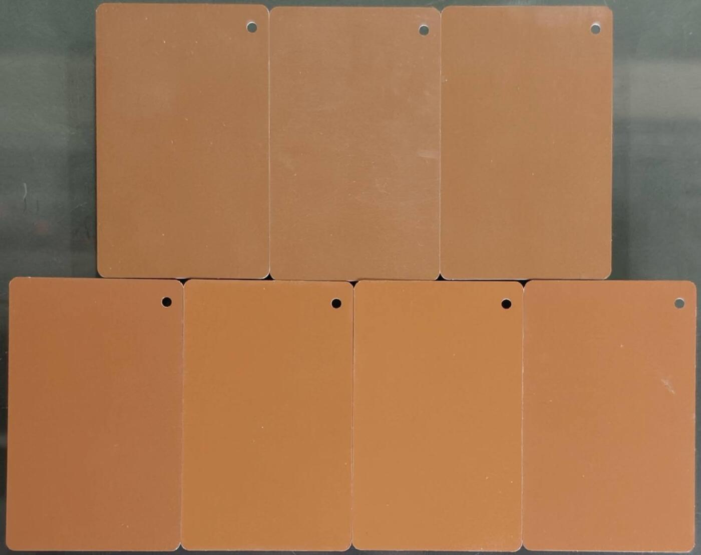 公藏第62期裸卡拍卖 香港地铁卡（早晨特惠月票1-2组）7枚一组，共14枚品好。这套卡为8张一套，现二组都少40元这枚。这套卡比较少见难配齐。