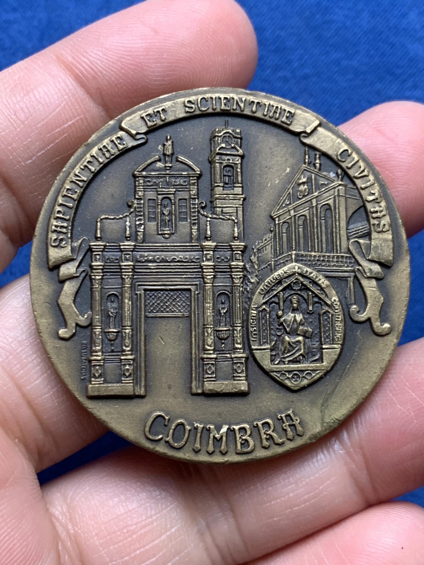 《竞宝斋》第472场 周日，周一，周二 3场连拍 （全场包邮）欢迎送拍 葡萄牙圣克鲁斯教堂铜章，51.4g，44.8mm