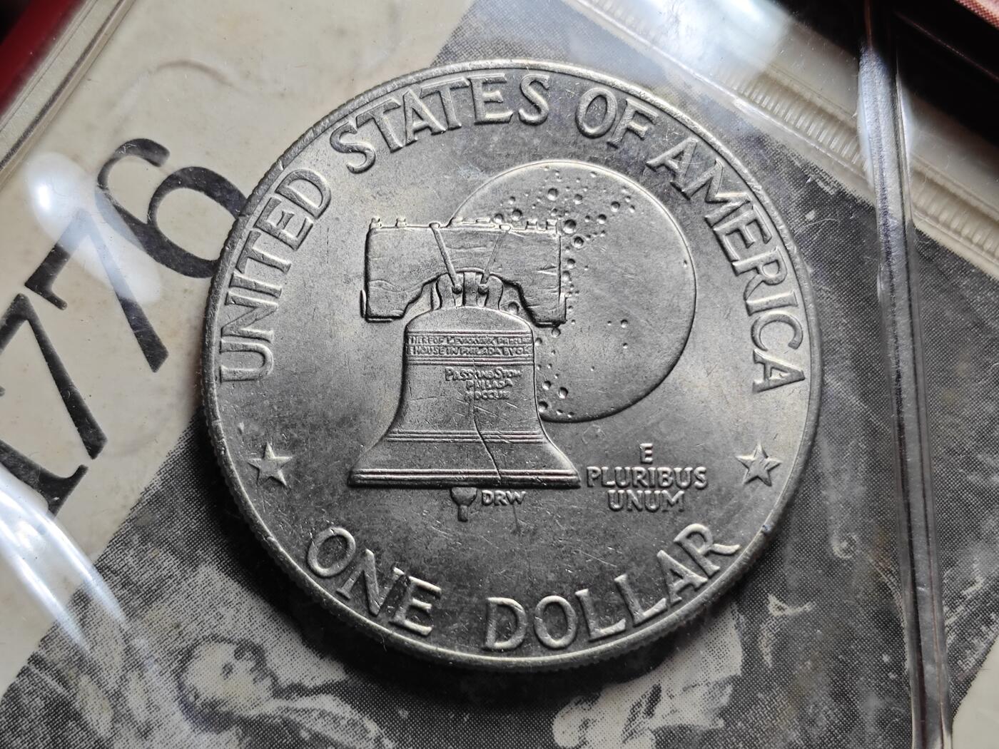 KK钱币收藏小铺   套币专场 2月预留时间 周末发货  1976美国建国200周年纪念套币 少见样式