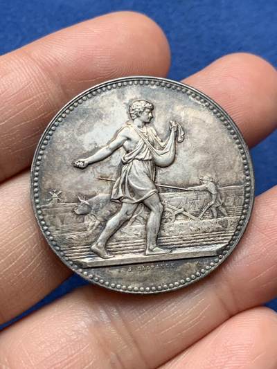 《竞宝斋》第472场 周日，周一，周二 3场连拍 （全场包邮）欢迎送拍 - 法国安德尔卢瓦尔省农业协会银质代币，21.72g，36.2mm，丰饶角边铭