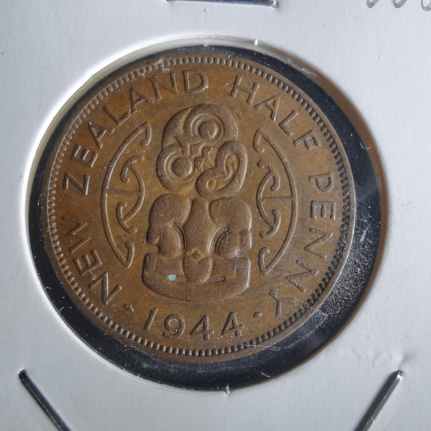 沼泽如烟--第1026场 新西兰1944年半便士