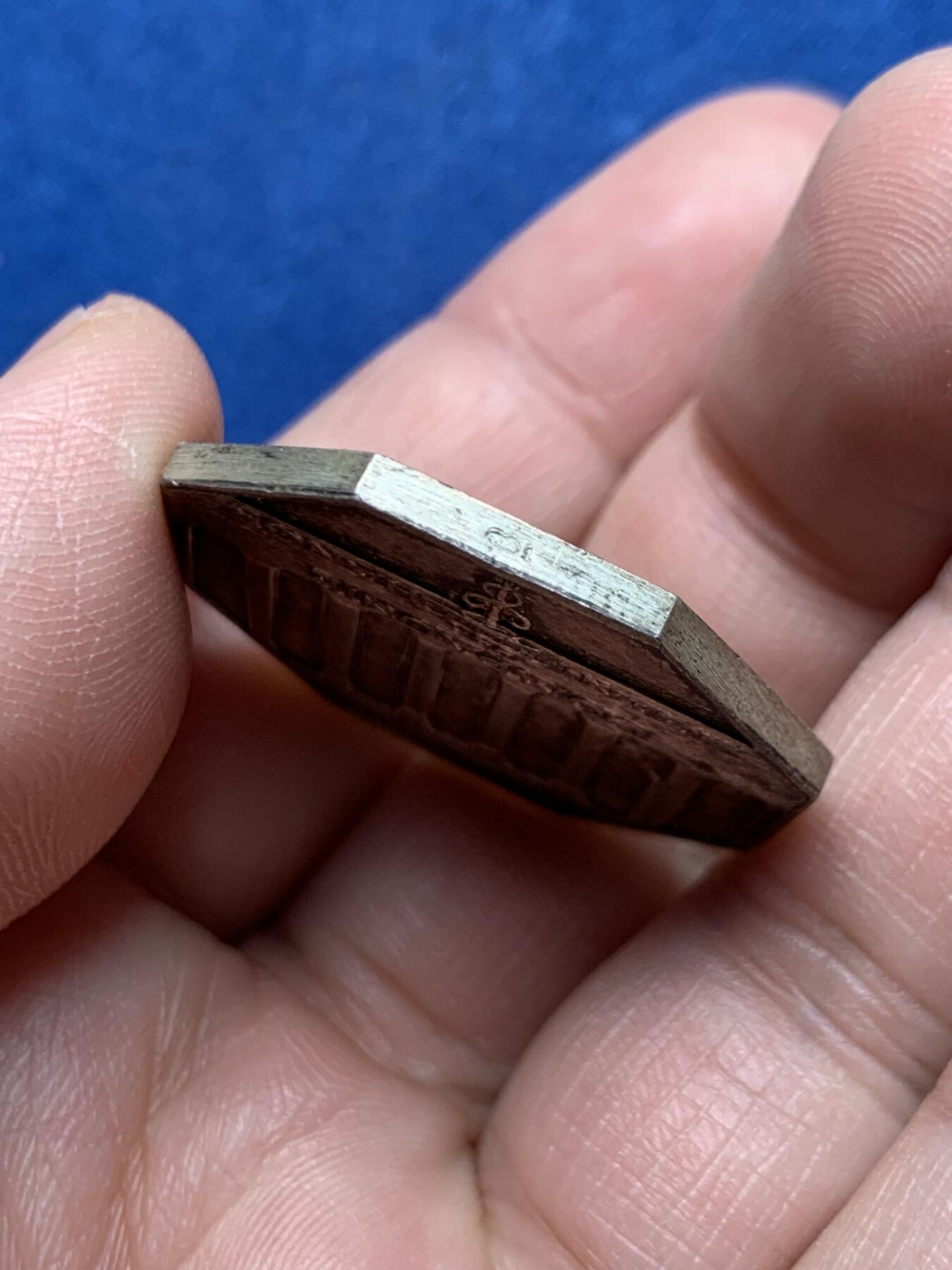 《竞宝斋》第472场 周日，周一，周二 3场连拍 （全场包邮）欢迎送拍 法国八角银质代币，昂热市股票证券交易所，21.66g，32.2mm，丰饶角1边铭，含银95%