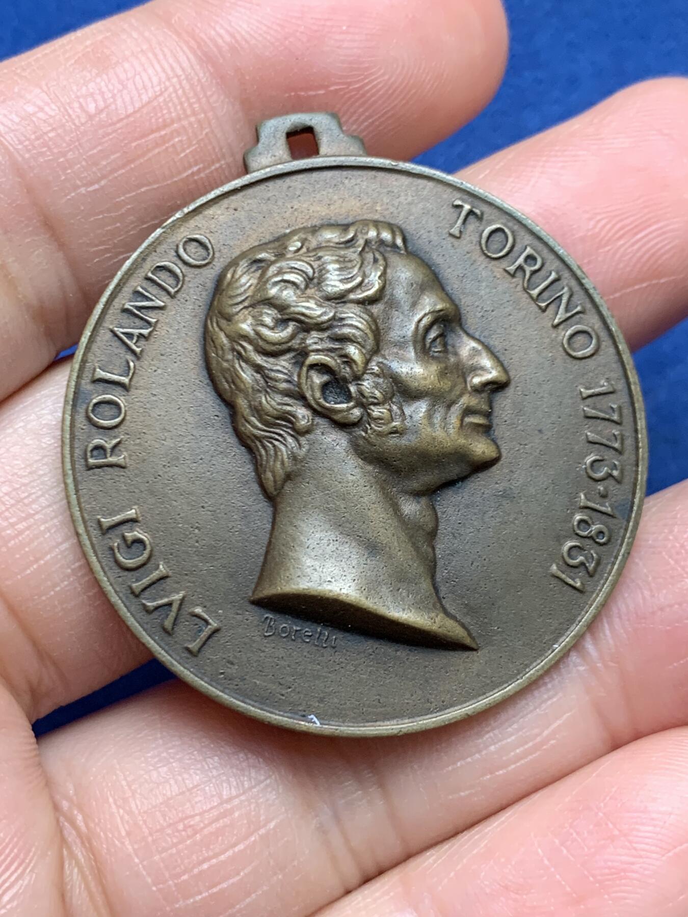 《竞宝斋》第472场 周日，周一，周二 3场连拍 （全场包邮）欢迎送拍 1951年意大利都灵国际外科医学会议纪念铜章，为纪念意大利著名解剖学家路易吉·罗兰多（Luigi Rolando）而制，双面高浮雕。27.9克，38.6mm。