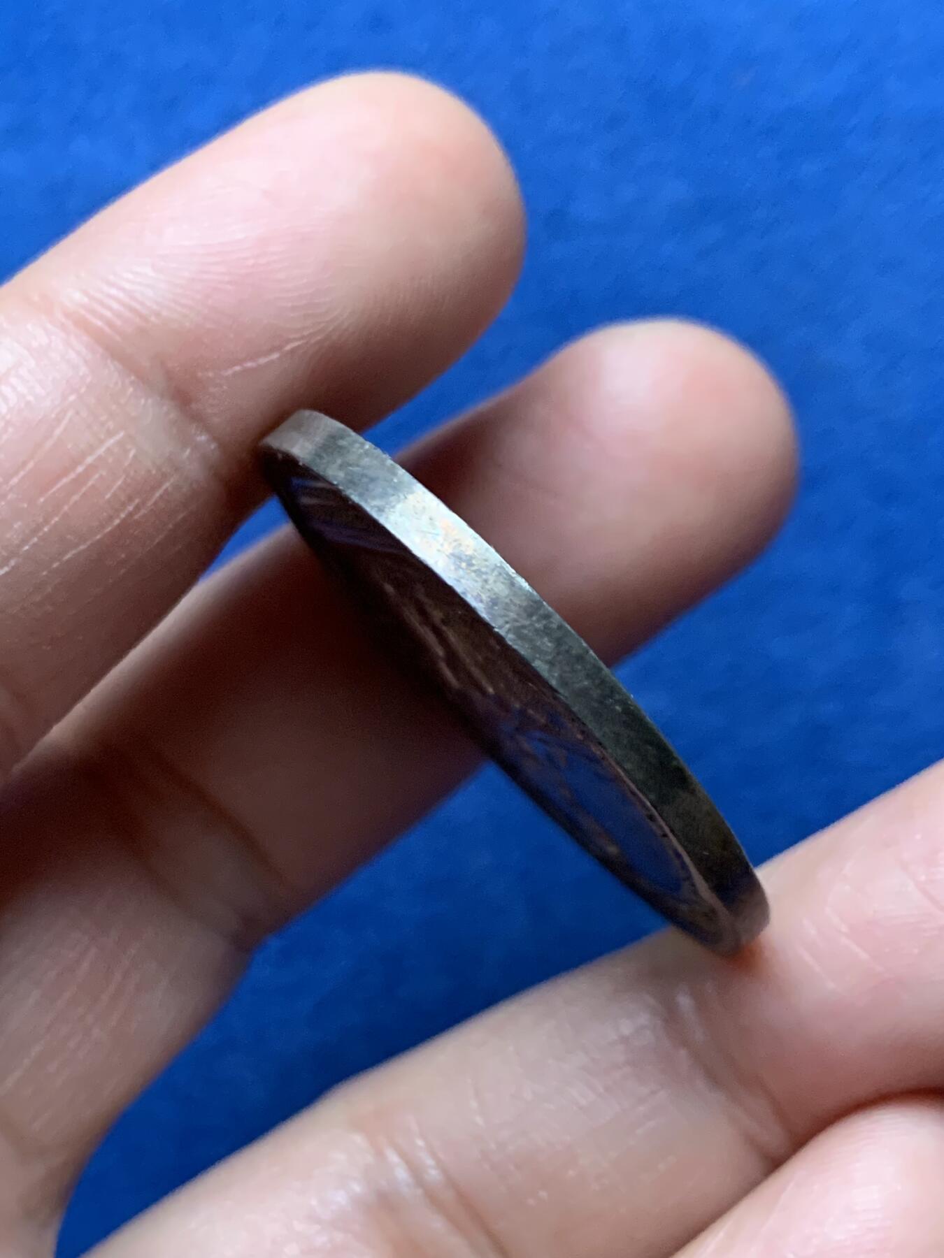 《竞宝斋》第472场 周日，周一，周二 3场连拍 （全场包邮）欢迎送拍 法国路易十八头像鲁昂公证人银质代币，19.04g，34.8mm，早期无边铭