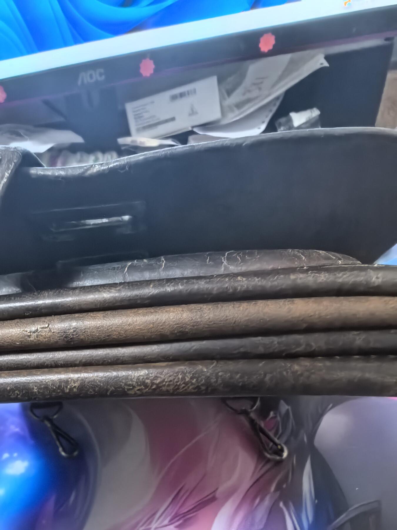 苏联勋章奖章拍卖 本次有亚捏，苏联艺术家，2次英雄的奖状，国际运动员全套等好货 不要错过 3月20日晚上九点结束在麦稀奇 找不到的加我qq或者微信都是184277308备注苏章拍卖。