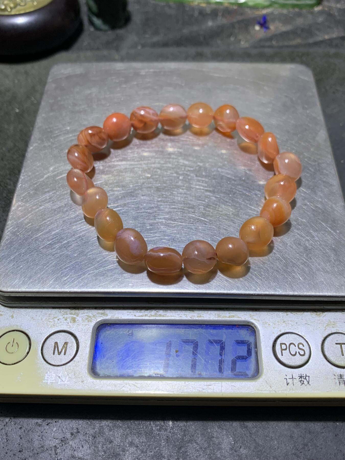 川料樱桃红南红玛瑙随形糖豆单圈手串一条，