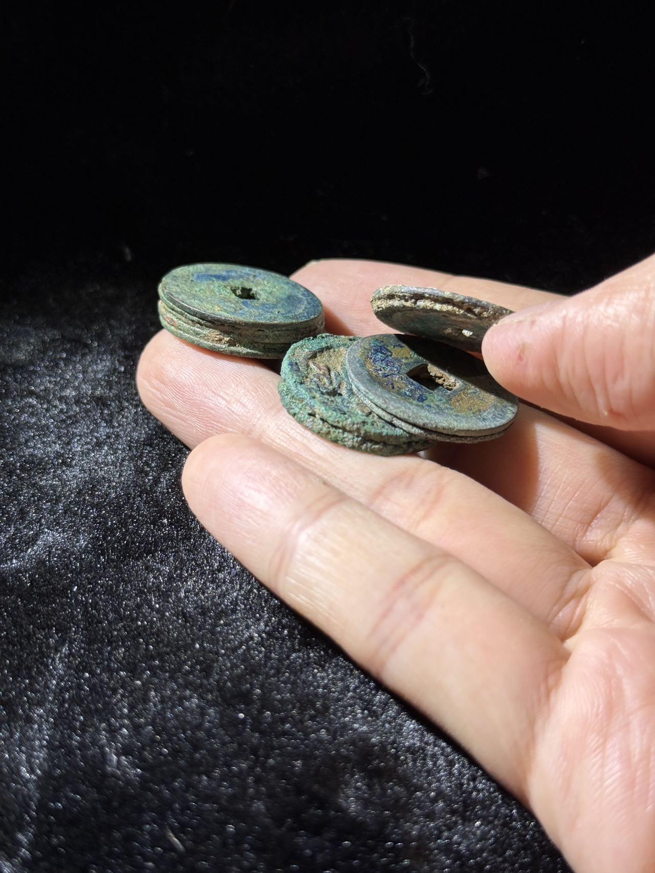 戎马世界章牌大赏，铜钱场 宋小平钱饼子一组，四联➕三个二联