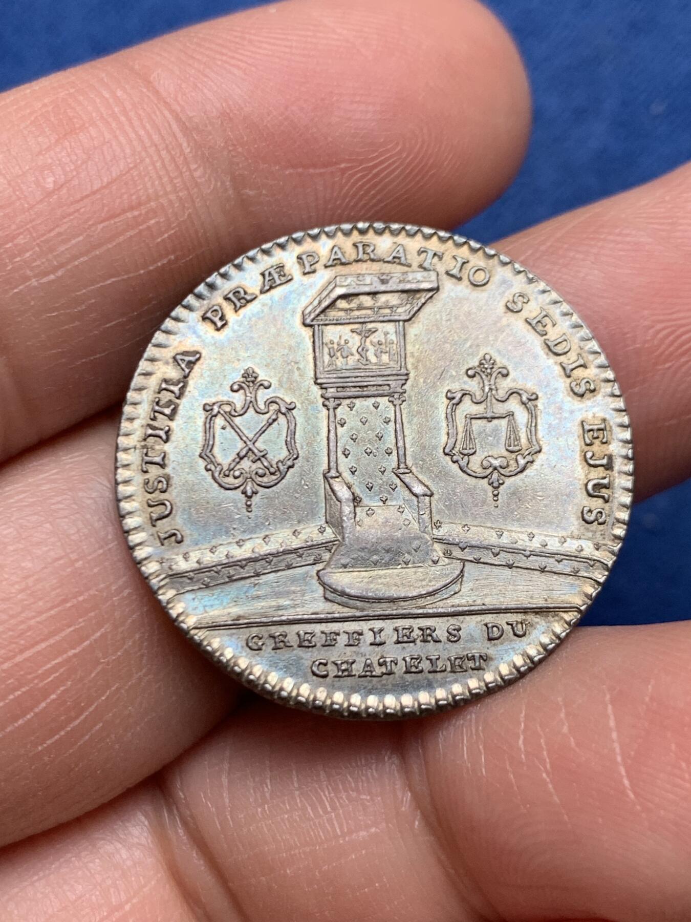 《竞宝斋》第472场 周日，周一，周二 3场连拍 （全场包邮）欢迎送拍 法国巴黎夏特莱法院书记员银质代币，5.83g，28.2mm