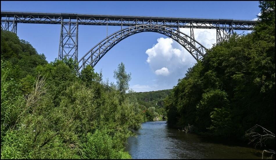 【俄甄集藏】2026年(049)03-18星期三 晚 19:30 全场包邮