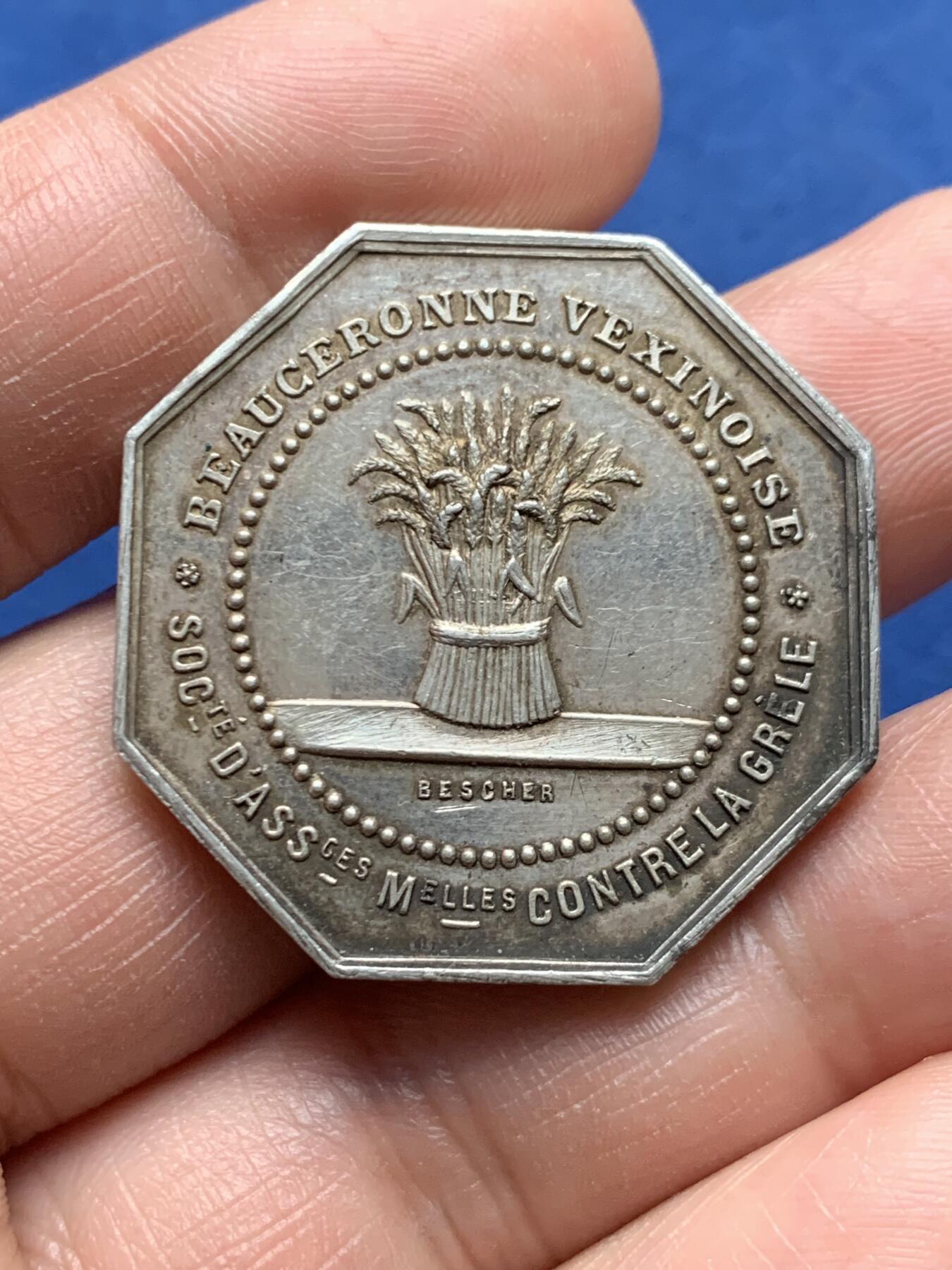 《竞宝斋》第472场 周日，周一，周二 3场连拍 （全场包邮）欢迎送拍 法国八角银章，冰雹保险公司，20.28g，33.5mm，丰饶角边铭