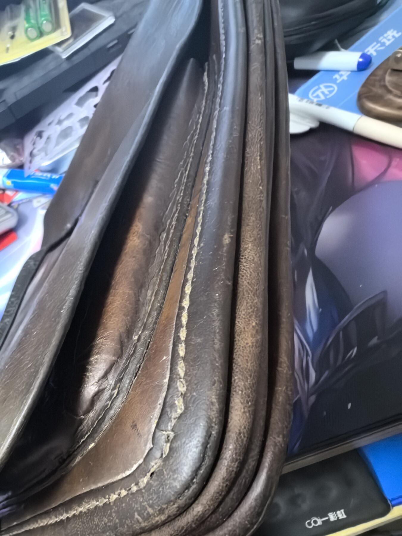 苏联勋章奖章拍卖 本次有亚捏，苏联艺术家，2次英雄的奖状，国际运动员全套等好货 不要错过 3月20日晚上九点结束在麦稀奇 找不到的加我qq或者微信都是184277308备注苏章拍卖。