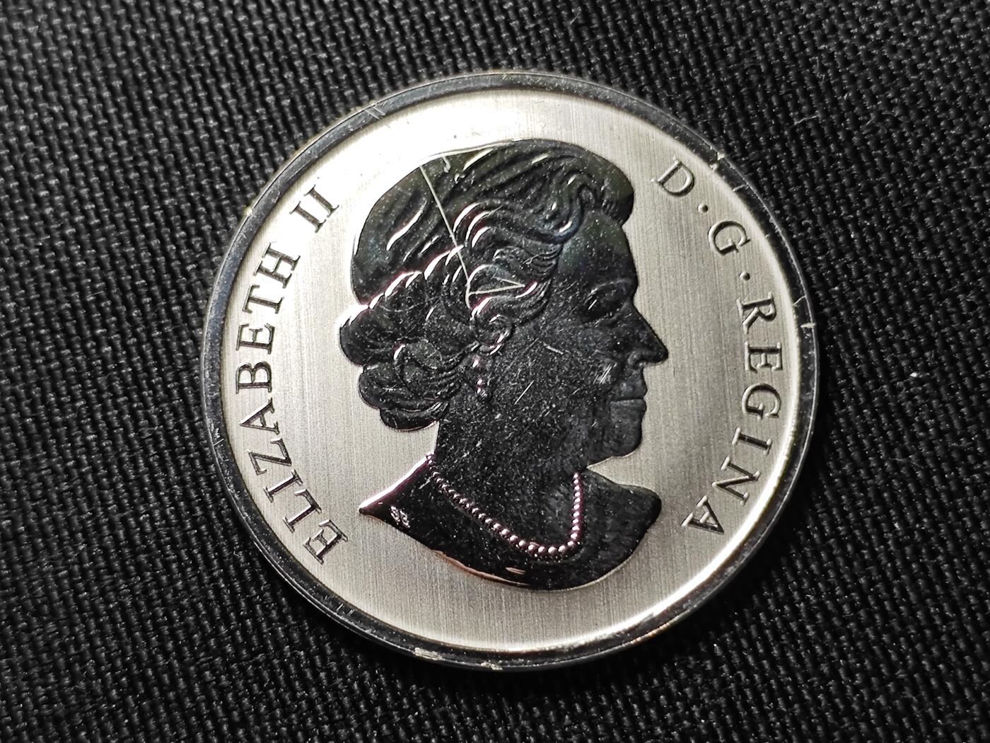 KK钱币收藏小铺   套币专场 2月预留时间 周末发货  2014加拿大50分 幻彩纪念币 带盒