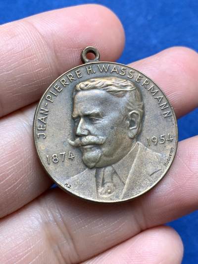 《竞宝斋》第472场 周日，周一，周二 3场连拍 （全场包邮）欢迎送拍 - 瑞士（卡斯特林）成立50周年纪念铜章，发行于1954年 正面为创始人瓦瑟曼。12.75克，31.8mm。