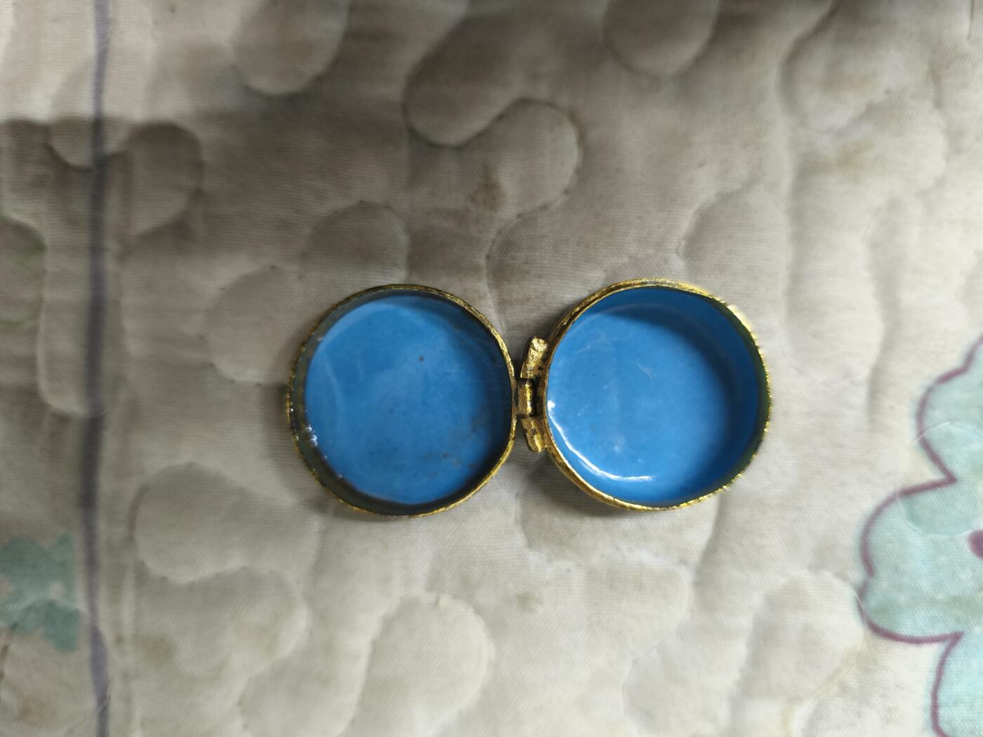 海外回流精品专场 3.22 日本回流创汇时期圆形景泰蓝小盒