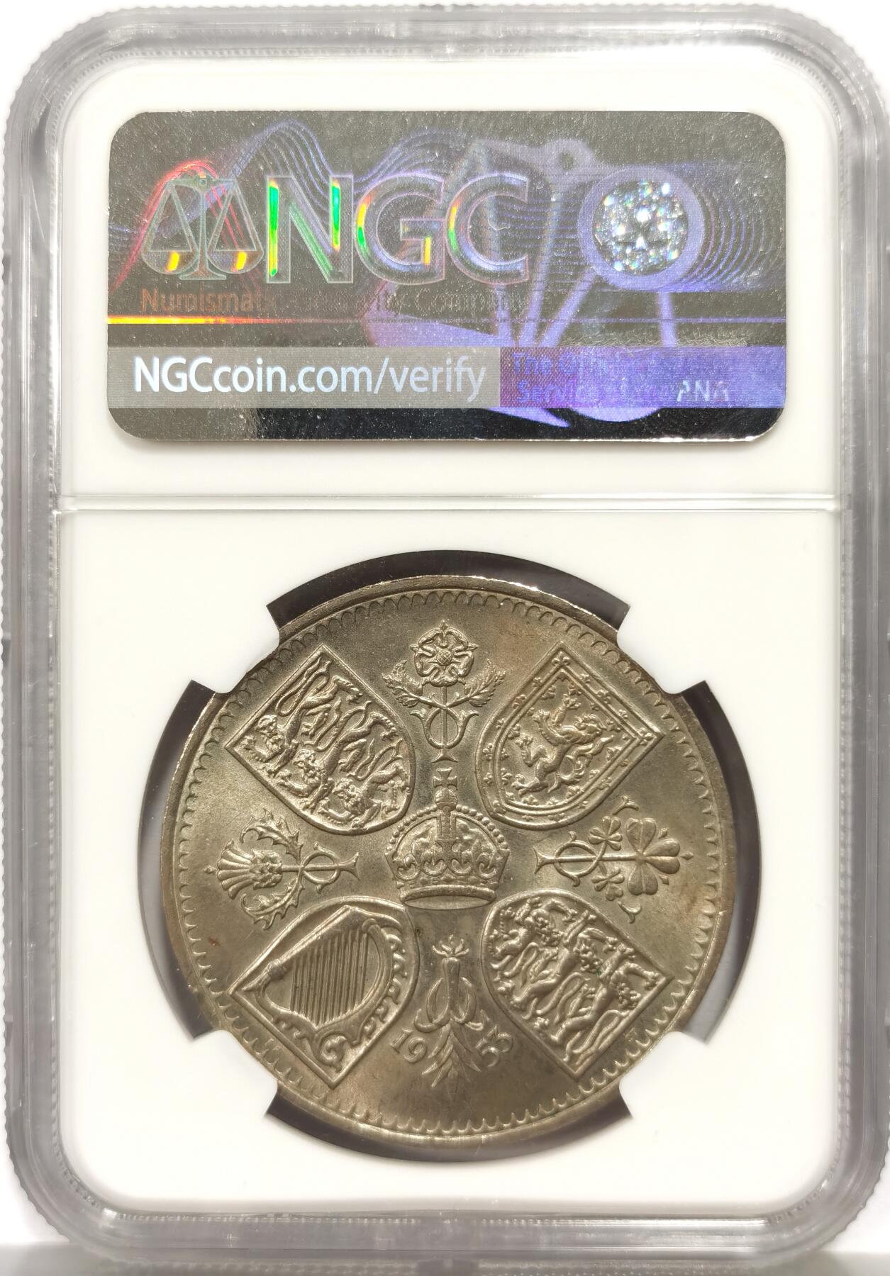 博洋堂世界钱币拍卖第165期（全场包邮） NGC MS65 英国1953年伊丽莎白二世登基纪念克朗，高分好品，正面带淡彩。