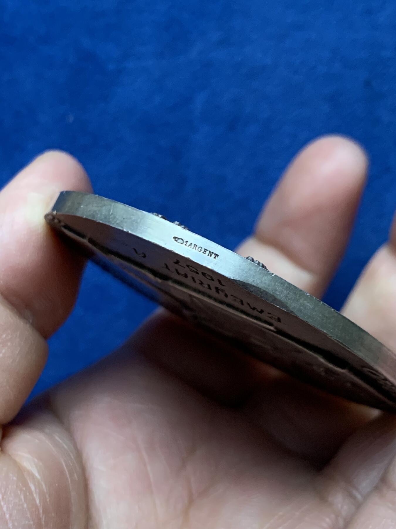 《竞宝斋》第472场 周日，周一，周二 3场连拍 （全场包邮）欢迎送拍 法国建筑与公共工程银章，113.3g，59mm，丰饶角1AR边铭，含银950