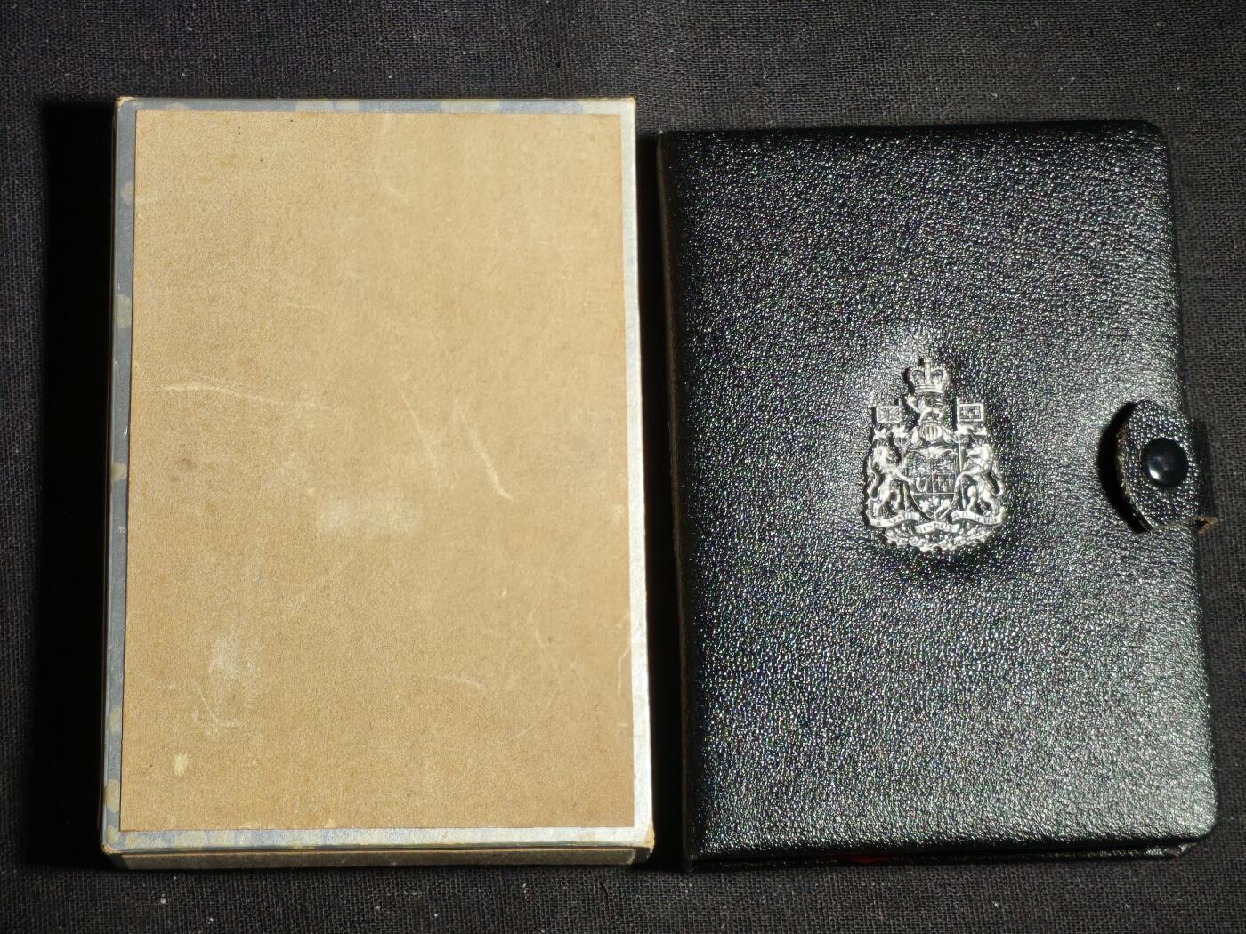 刘世昌艺术品销售中心～虎踞龙蟠*金杨在线联拍群第519期 加拿大1978年《英联邦运动会》原装精铸币一套7枚，其中壹枚1元是银币，重23.33克。原盒证，品相如图。