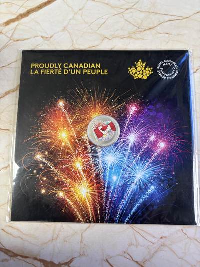 第193期拍卖 - 加拿大2017年5元彩色类精制夜光银币 加拿大建国150年-自豪的加拿大人 7.96克9999银 卡装