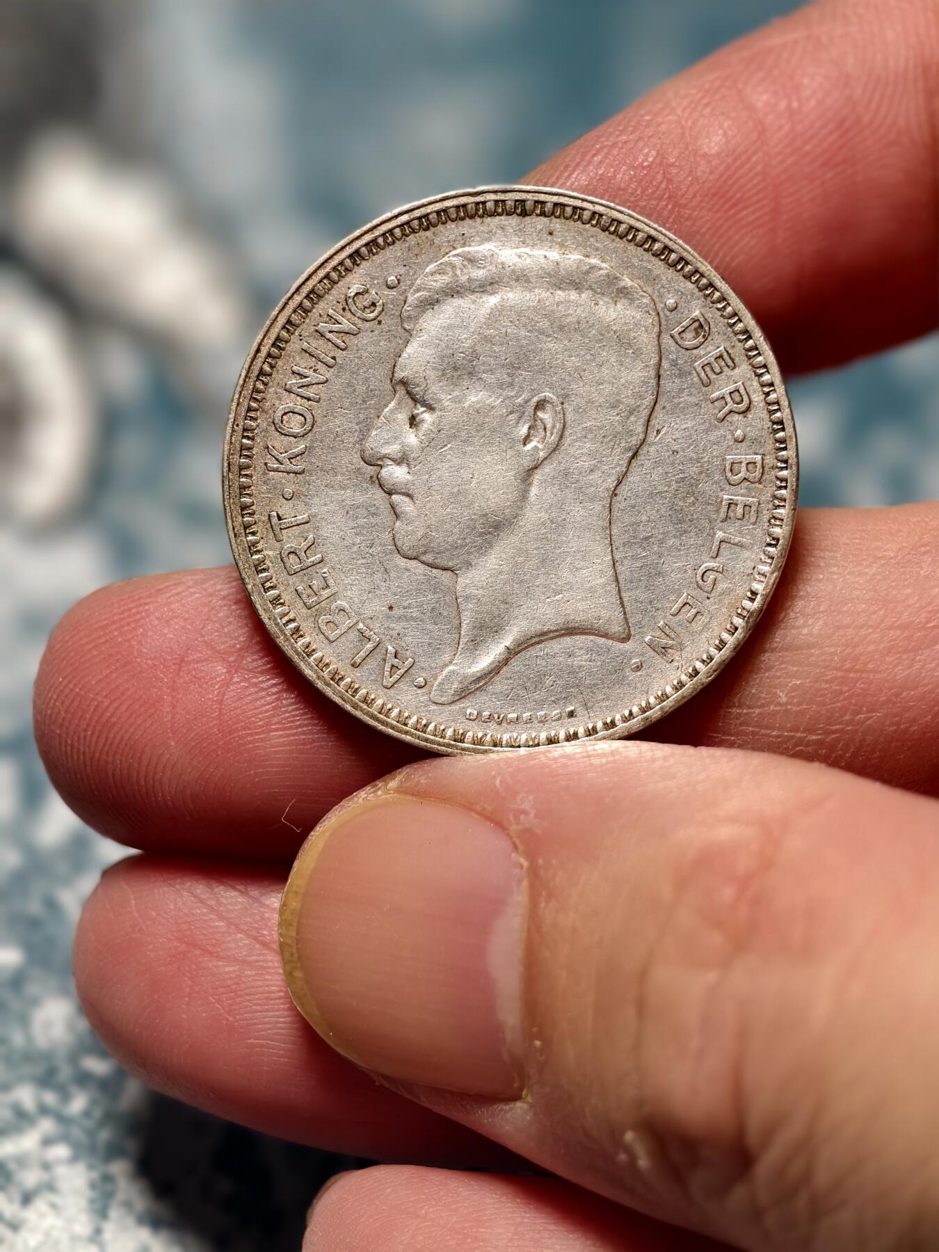 抚柳草堂-第十七期章牌钱币  奖章勋章限时免佣 满百包邮 放漏专场 1934比利时王国阿尔贝一世20法郎银币 重11g 美品带底光