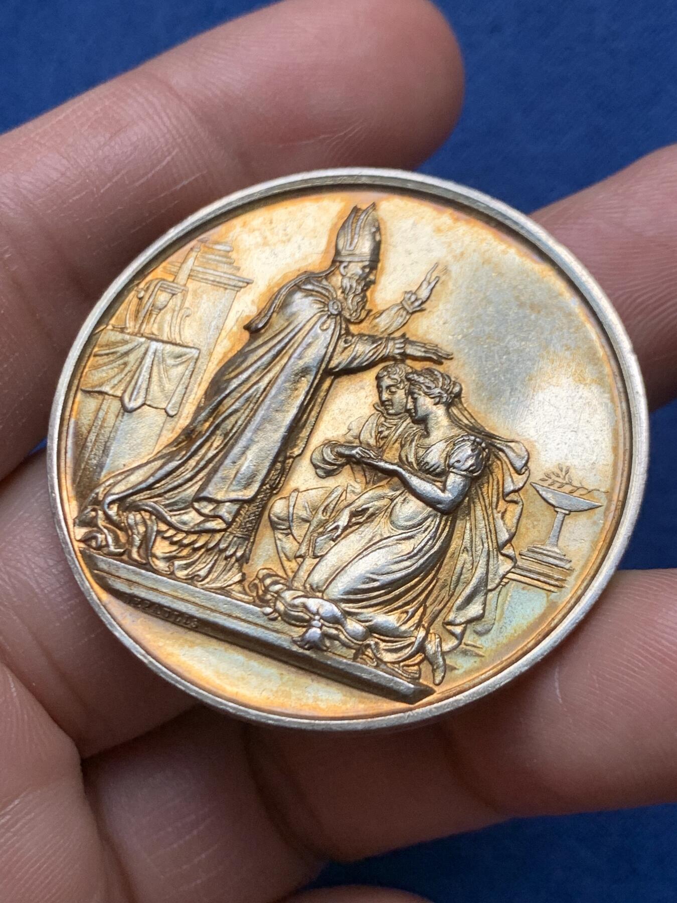 《竞宝斋》第472场 周日，周一，周二 3场连拍 （全场包邮）欢迎送拍 法国婚姻与爱情纪念镀金银章，32.06g，41.3mm，蜜蜂边铭