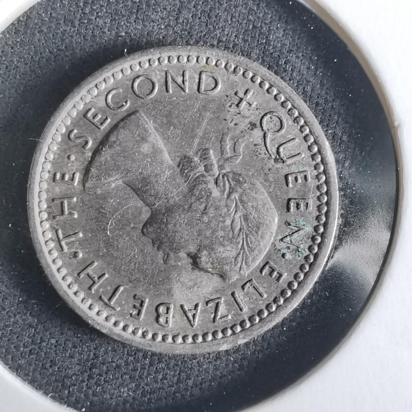 沼泽如烟--第1026场 新西兰1956年3便士伊二首年