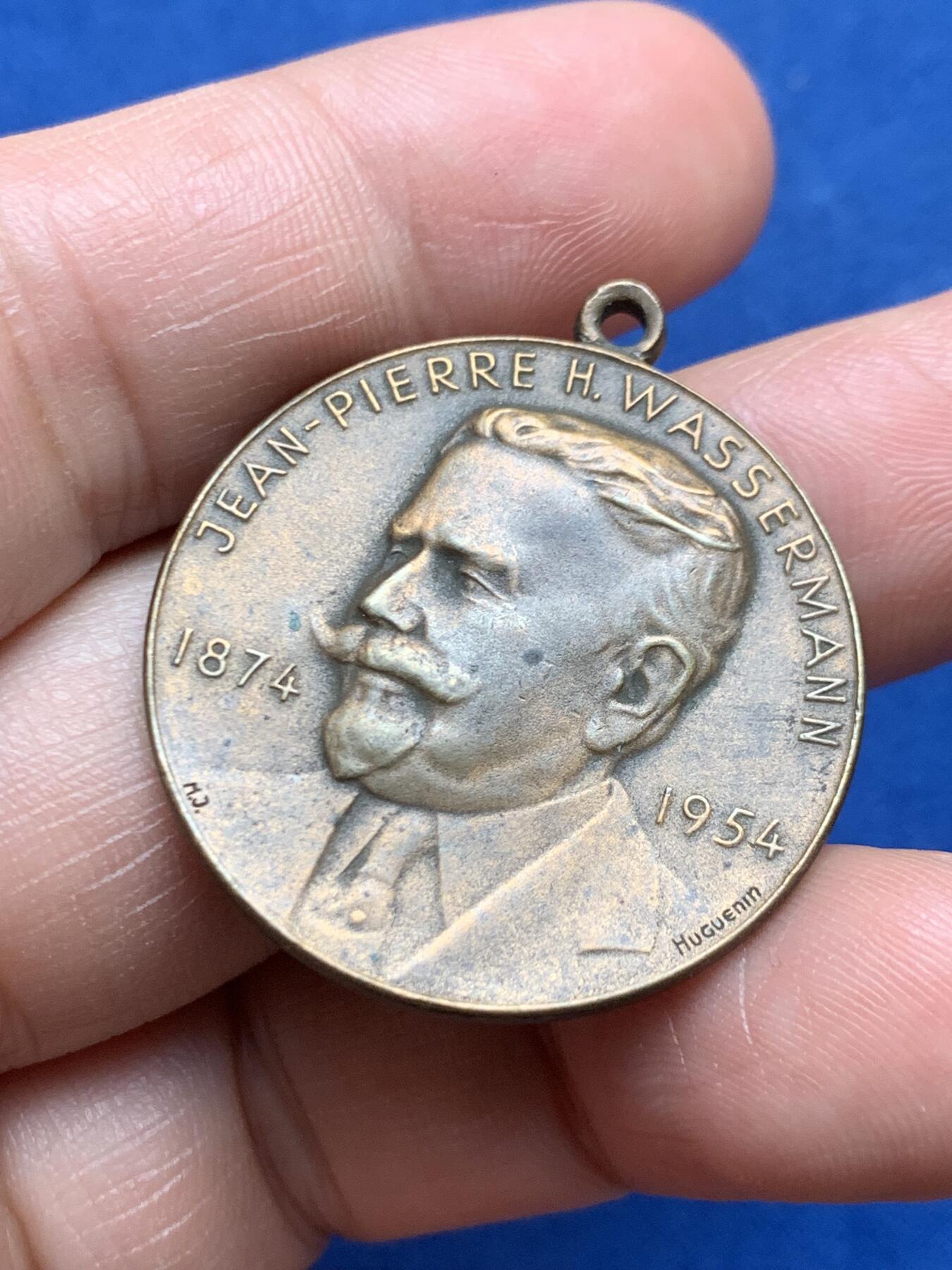 《竞宝斋》第472场 周日，周一，周二 3场连拍 （全场包邮）欢迎送拍 瑞士（卡斯特林）成立50周年纪念铜章，发行于1954年 正面为创始人瓦瑟曼。12.75克，31.8mm。