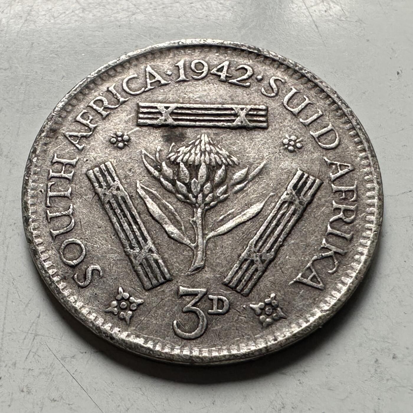 🌹外币初藏🌹🐯2026年第30场   每周二四六晚8️⃣点 接代拍 南非1942年 乔治六世 3便士 银币 80%银 1.41克 16毫米