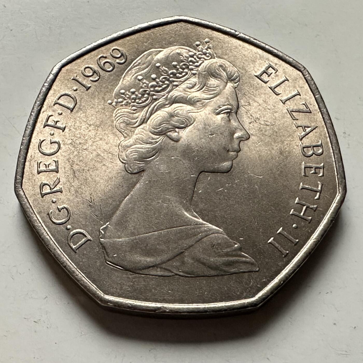 🌹外币初藏🌹🐯2026年第30场   每周二四六晚8️⃣点 接代拍 英国1969年50便士 全新 c