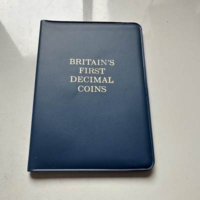 🌹外币初藏🌹🐯2026年第30场   每周二四六晚8️⃣点 接代拍 - 英国新便士5枚套原装册 b