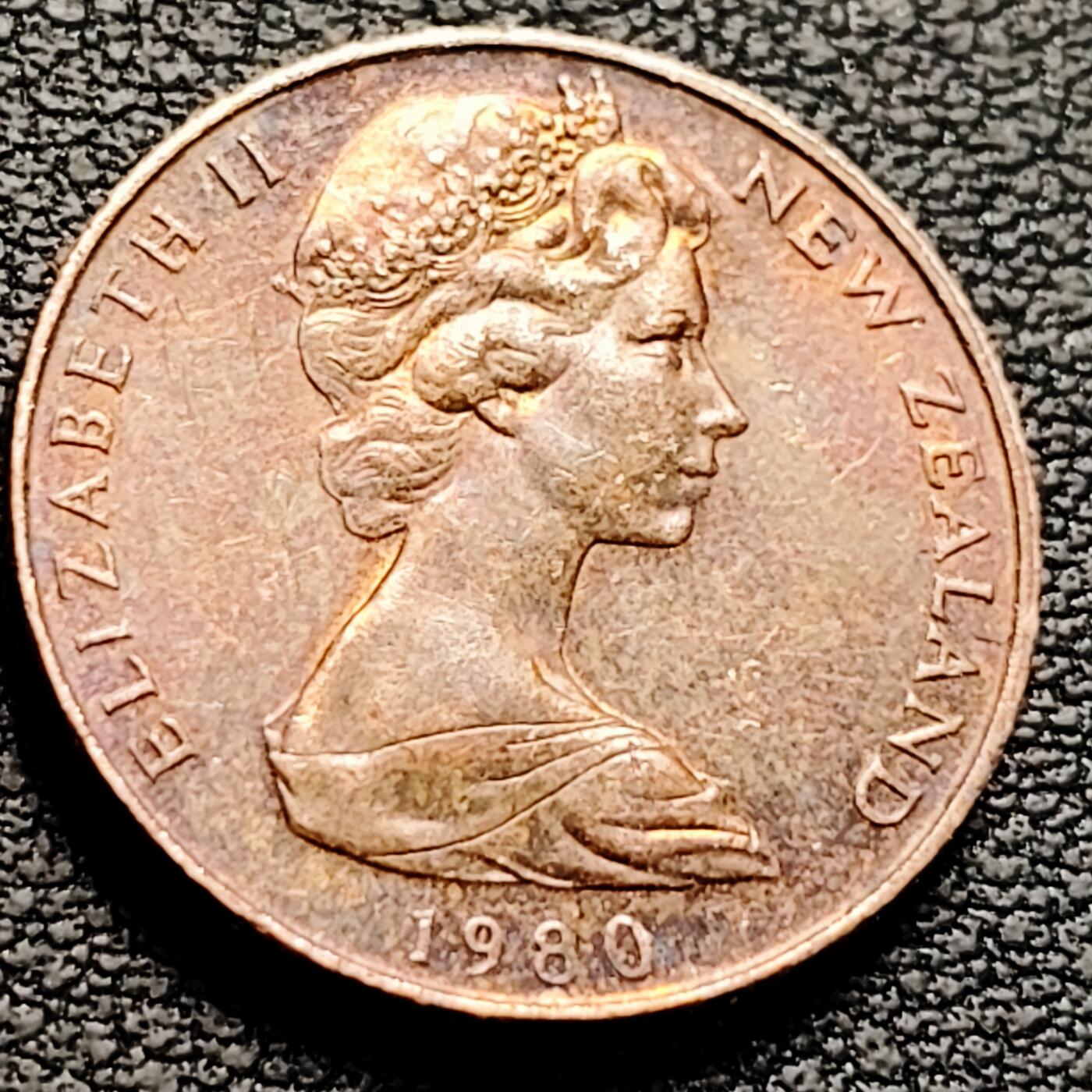 泉币菌-第212场-拍品多 请提前出价（工作最近较忙 发货不及时，望理解） 。