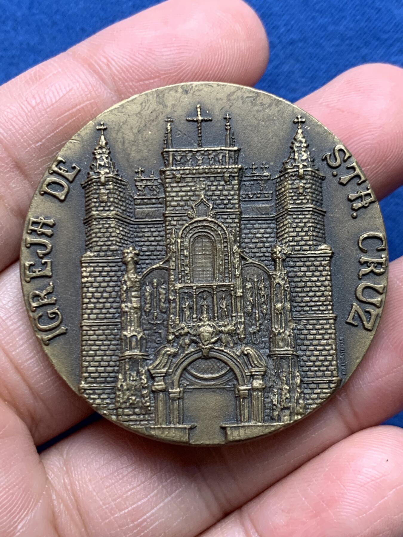 《竞宝斋》第472场 周日，周一，周二 3场连拍 （全场包邮）欢迎送拍 葡萄牙圣克鲁斯教堂铜章，51.4g，44.8mm