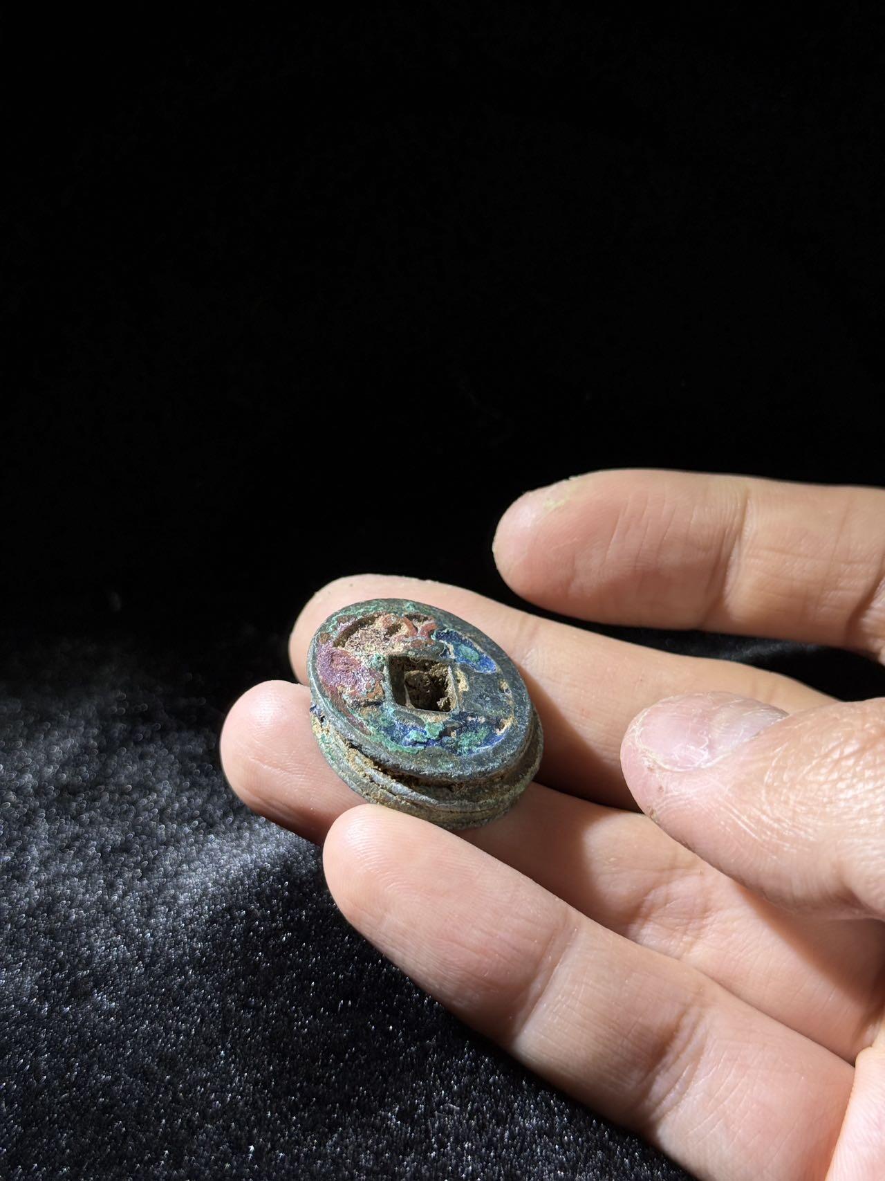 戎马世界章牌大赏，铜钱场 天圣元宝小饼子，五联