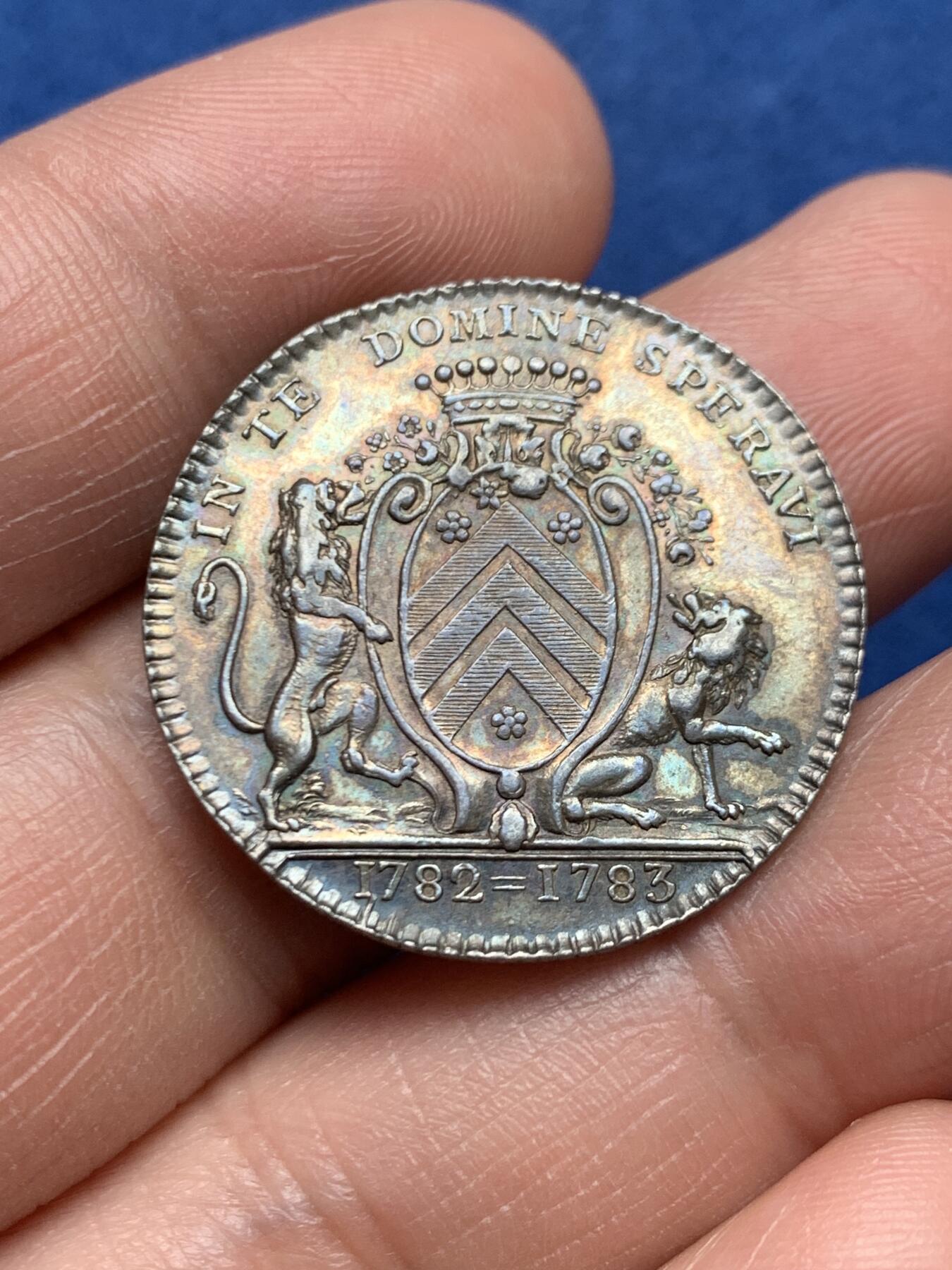 《竞宝斋》第472场 周日，周一，周二 3场连拍 （全场包邮）欢迎送拍 法国南特市市长让-雅克·贝鲁埃特族徽银质代币，7.50g，28.1mm