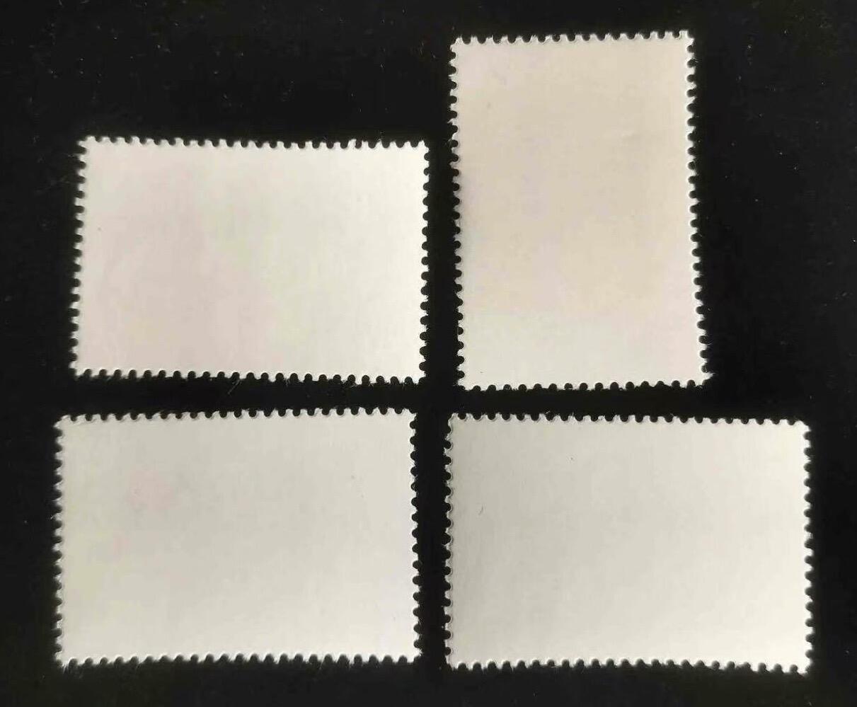 1989年“火箭腾飞”邮票1套4枚。