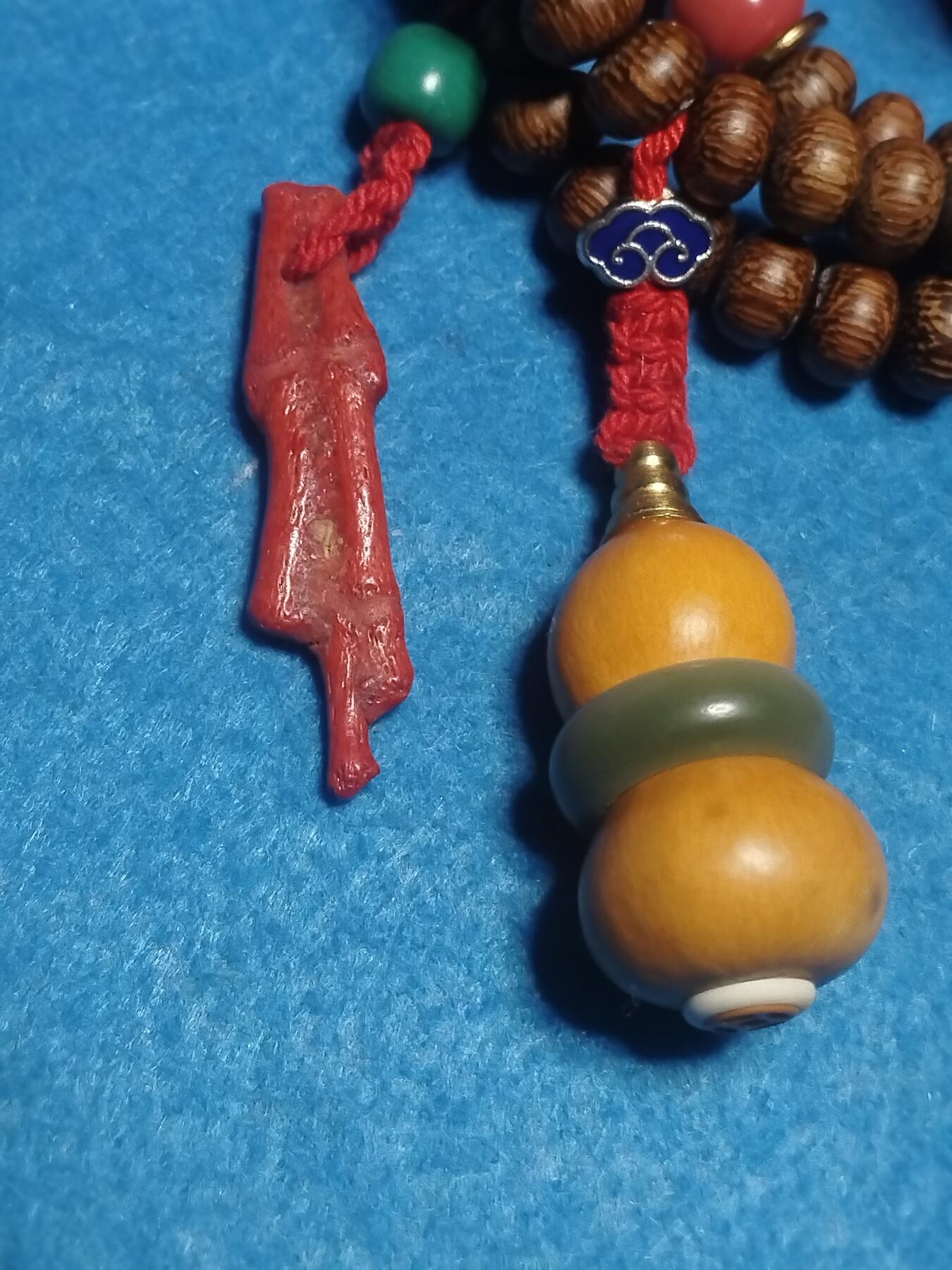 主标题：《太平五雷》紫光檀古币挂饰 108颗鸡翅木念珠