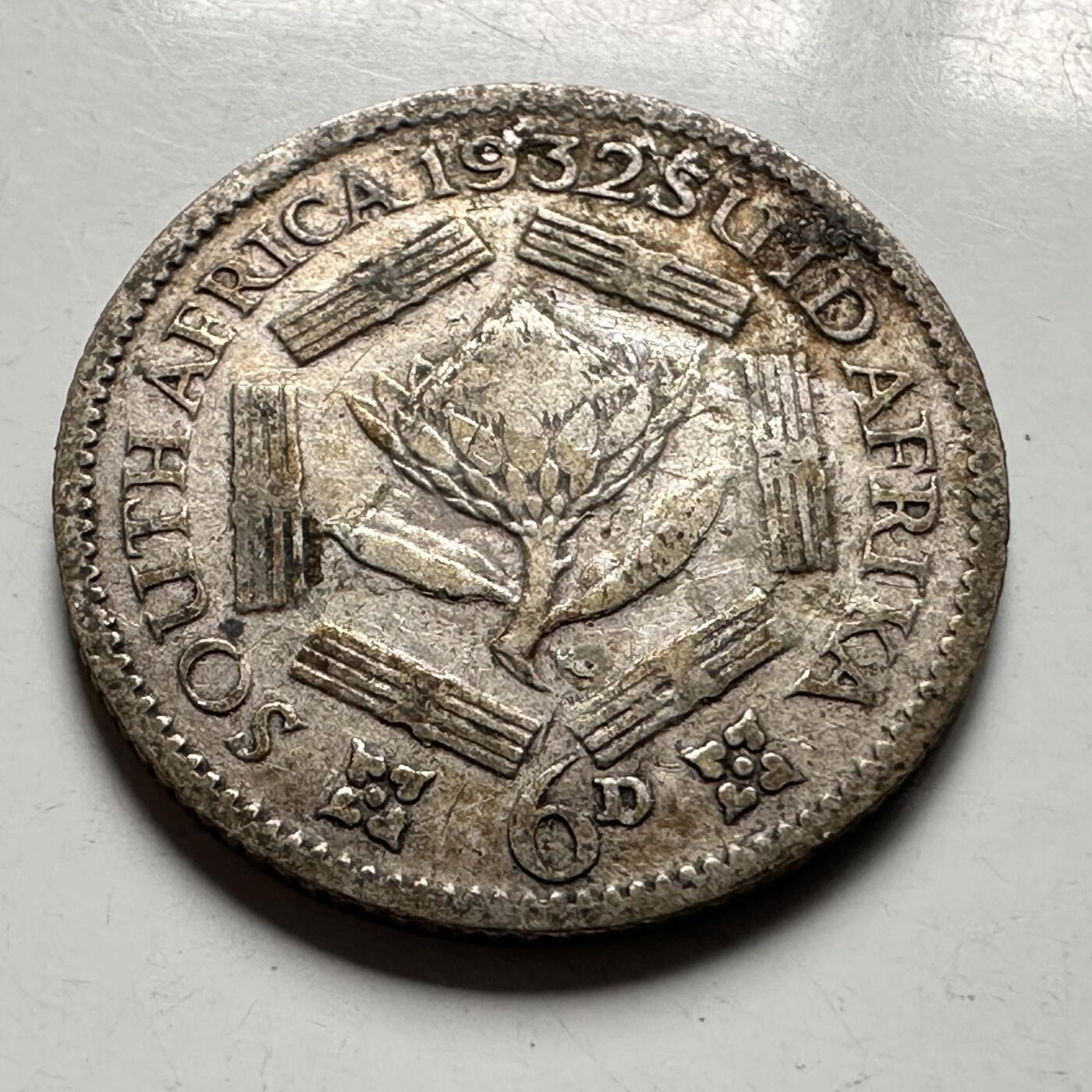 🌹外币初藏🌹🐯2026年第30场   每周二四六晚8️⃣点 接代拍 南非1932年 乔治五世 6便士 银币 80%银 2.83克 19毫米