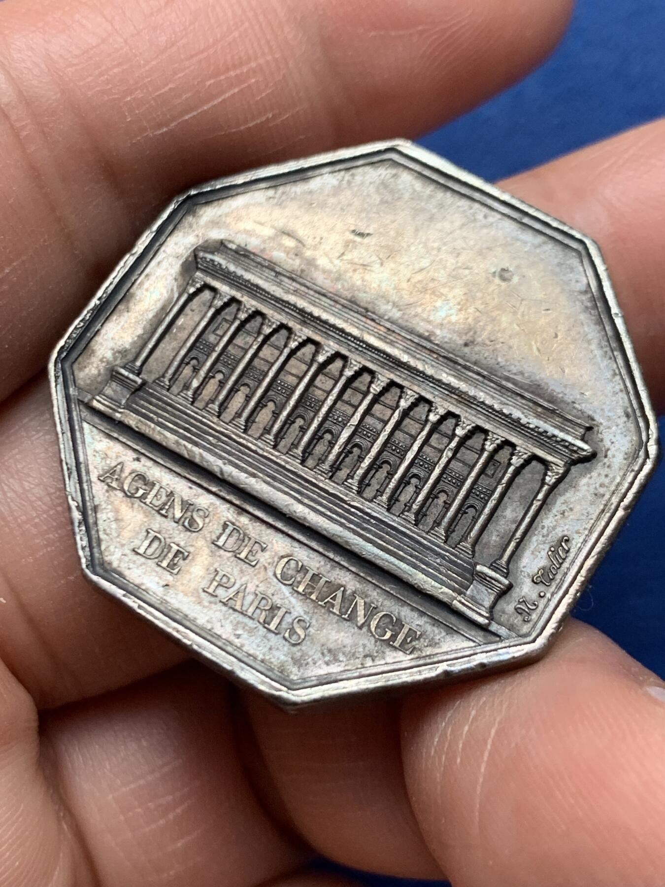 《竞宝斋》第472场 周日，周一，周二 3场连拍 （全场包邮）欢迎送拍 法国八角银章，查理十世头像巴黎股票证券交易所，17.05g，33.1mm，早期无边铭