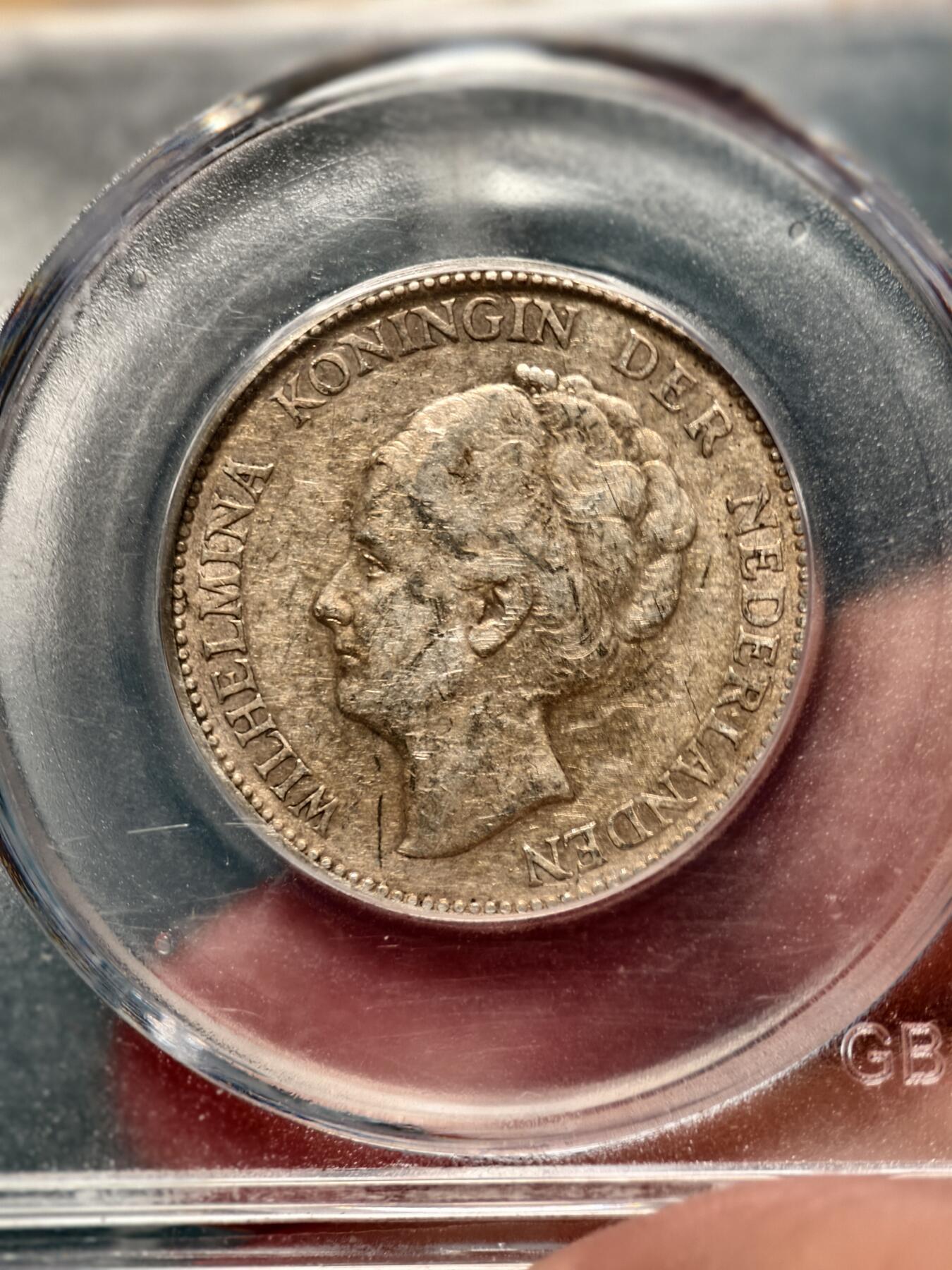 抚柳草堂-第十七期章牌钱币  奖章勋章限时免佣 满百包邮 放漏专场 1929荷兰王国1GULDEN银币 威廉敏娜女王 公博au50细节漂亮压力足