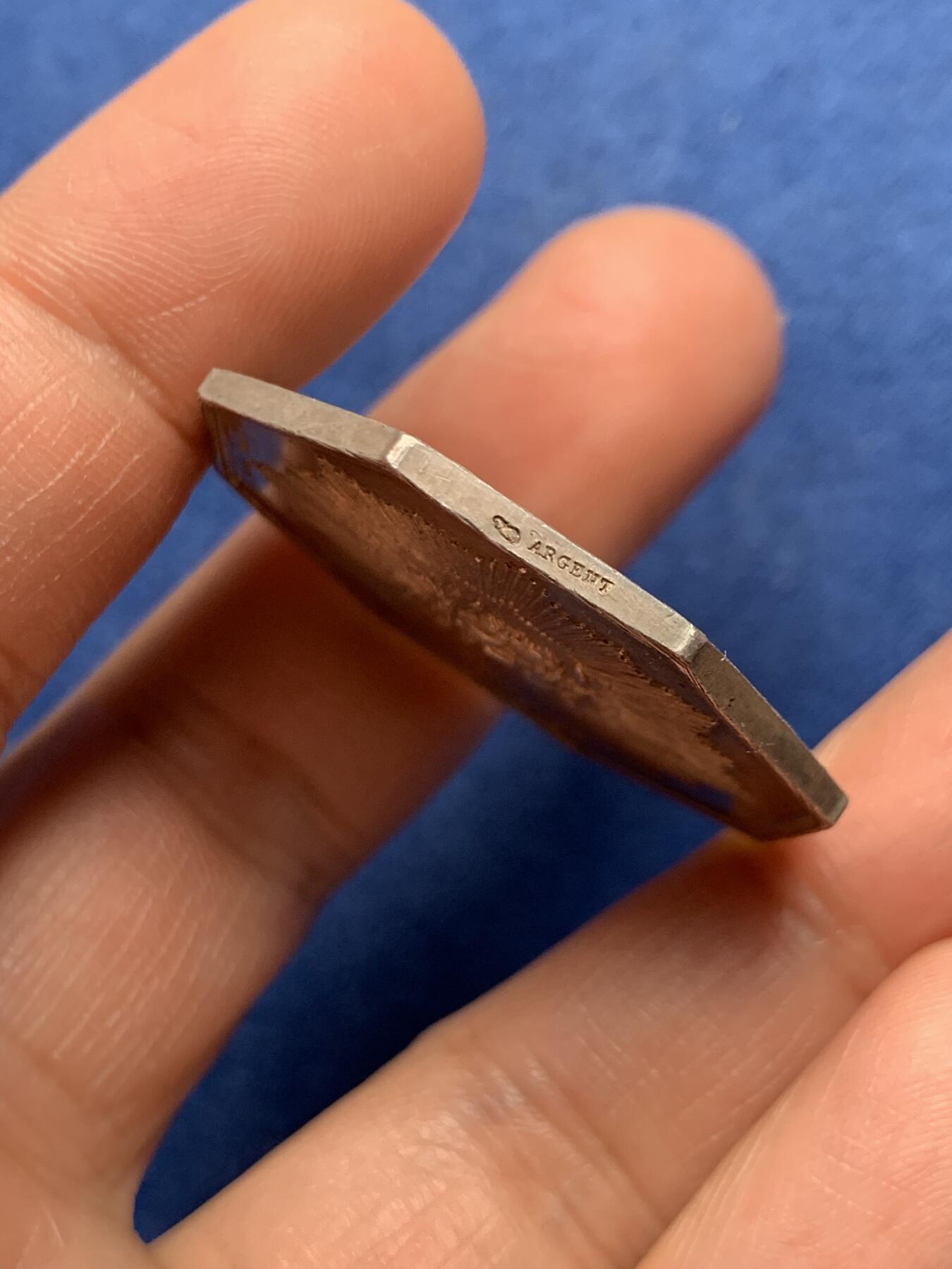 《竞宝斋》第472场 周日，周一，周二 3场连拍 （全场包邮）欢迎送拍 法国八角银章，太阳保险公司，19.32g，36.1mm，丰饶角边铭