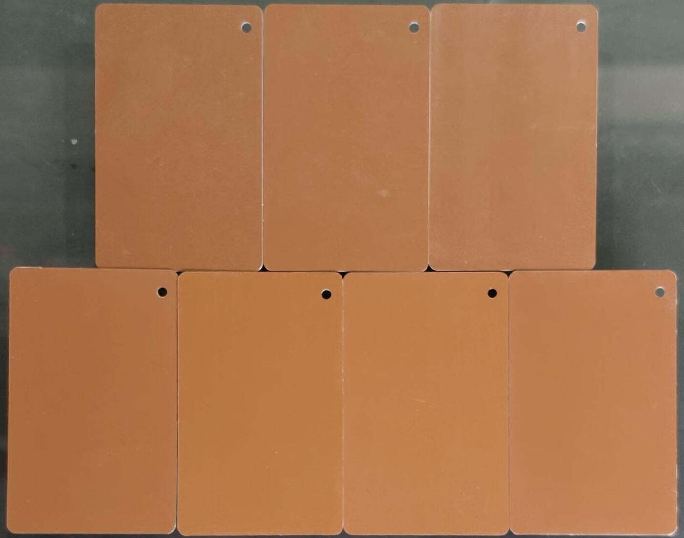 公藏第62期裸卡拍卖 香港地铁卡（早晨特惠月票1-2组）7枚一组，共14枚品好。这套卡为8张一套，现二组都少40元这枚。这套卡比较少见难配齐。