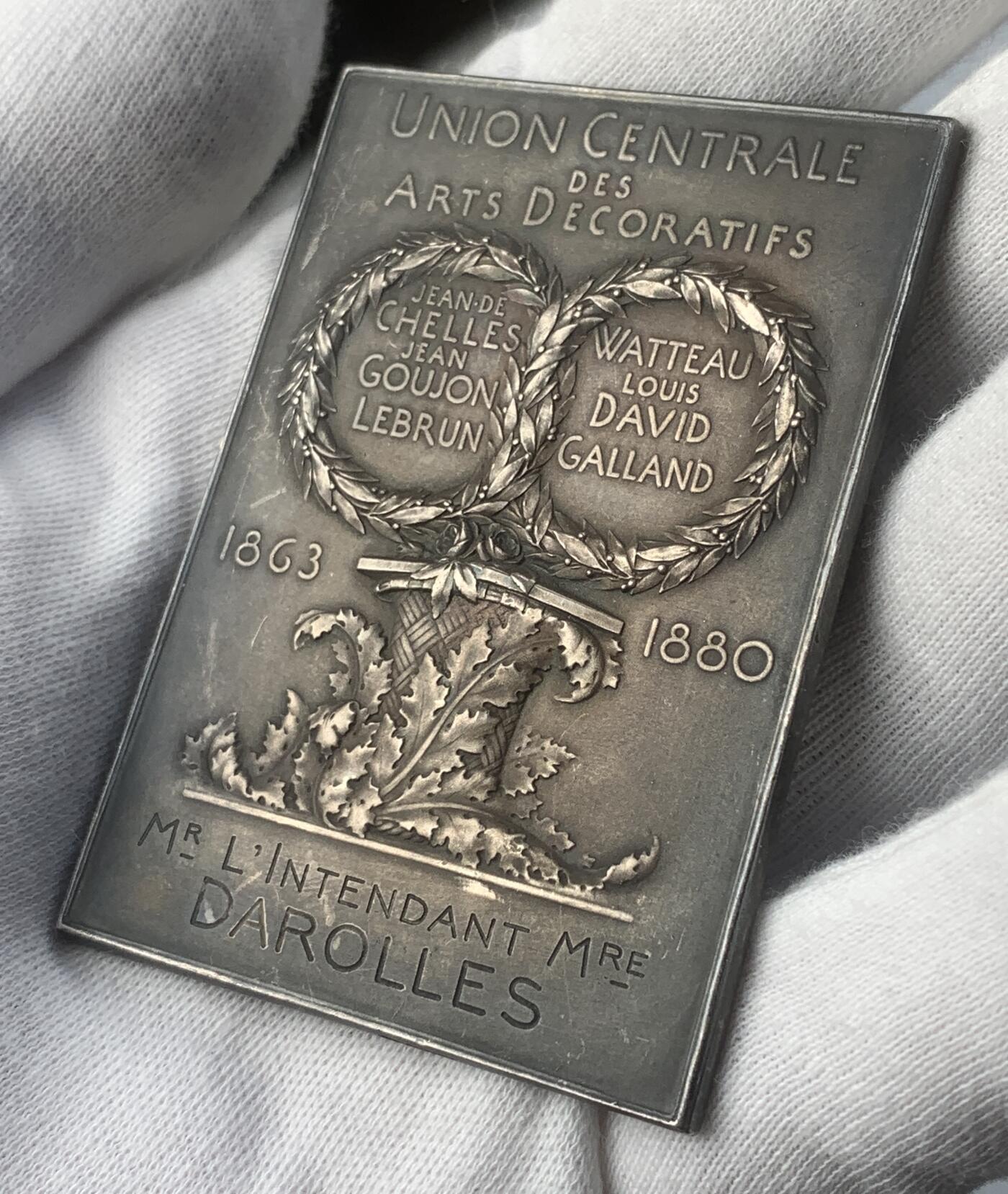 掌中浮雕-藏着的欧洲第055场 1880年法国装饰艺术联盟镀银铜章  ，67 X 47mm，章牌大师奥斯卡.罗蒂Oscar Roty（1846-1911）作品