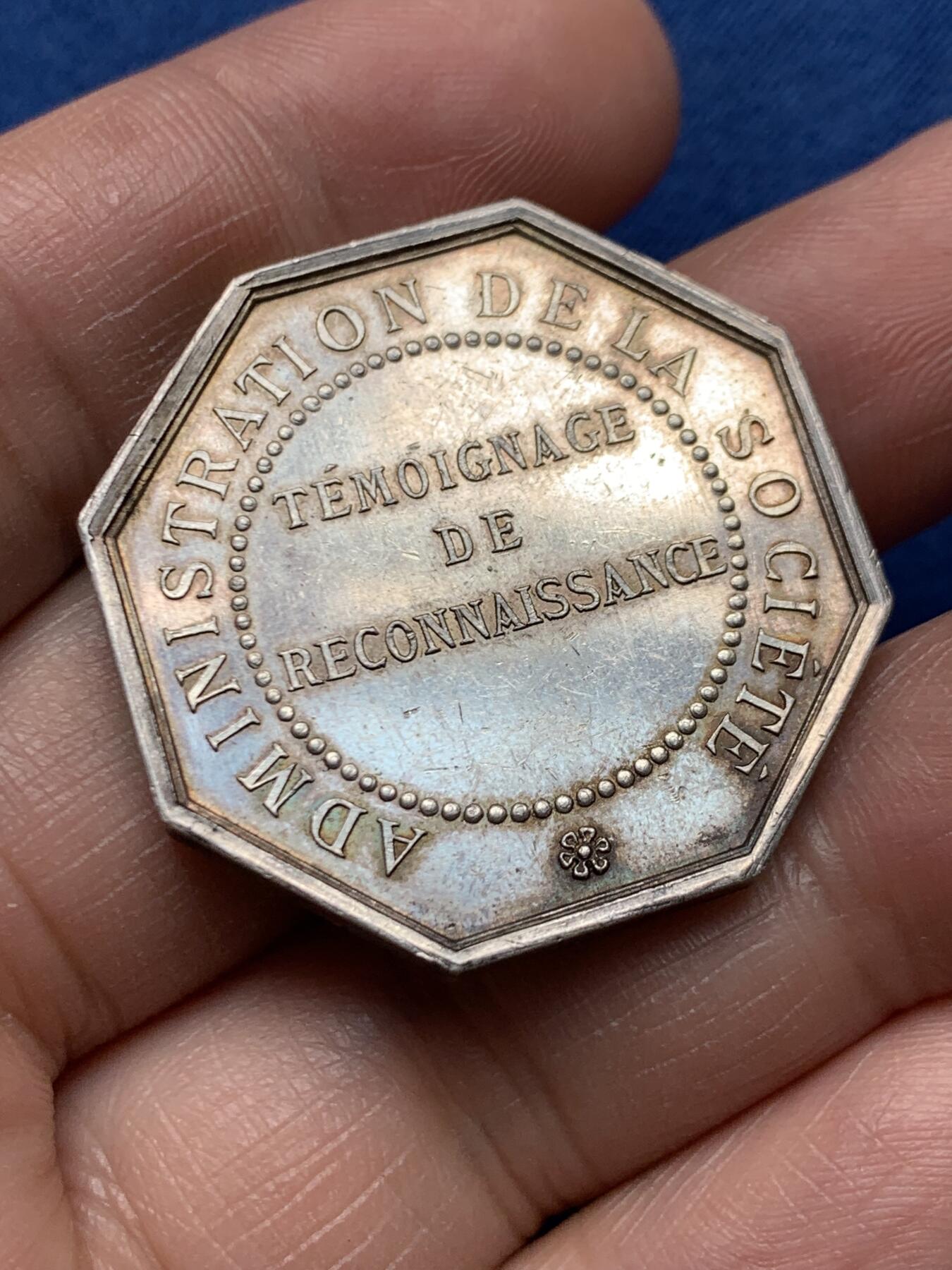 《竞宝斋》第472场 周日，周一，周二 3场连拍 （全场包邮）欢迎送拍 法国八角银章，冰雹保险公司，20.28g，33.5mm，丰饶角边铭