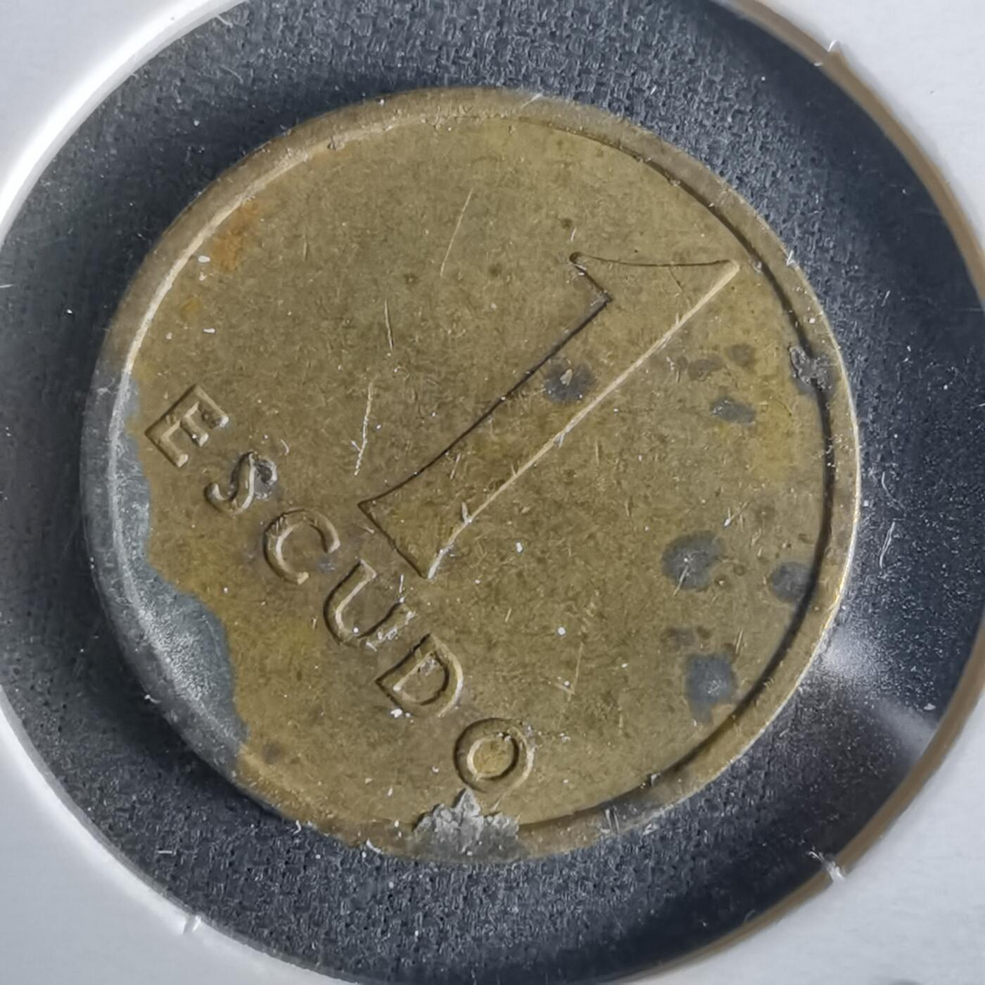 沼泽如烟--第1026场 葡萄牙1983年1埃斯库多