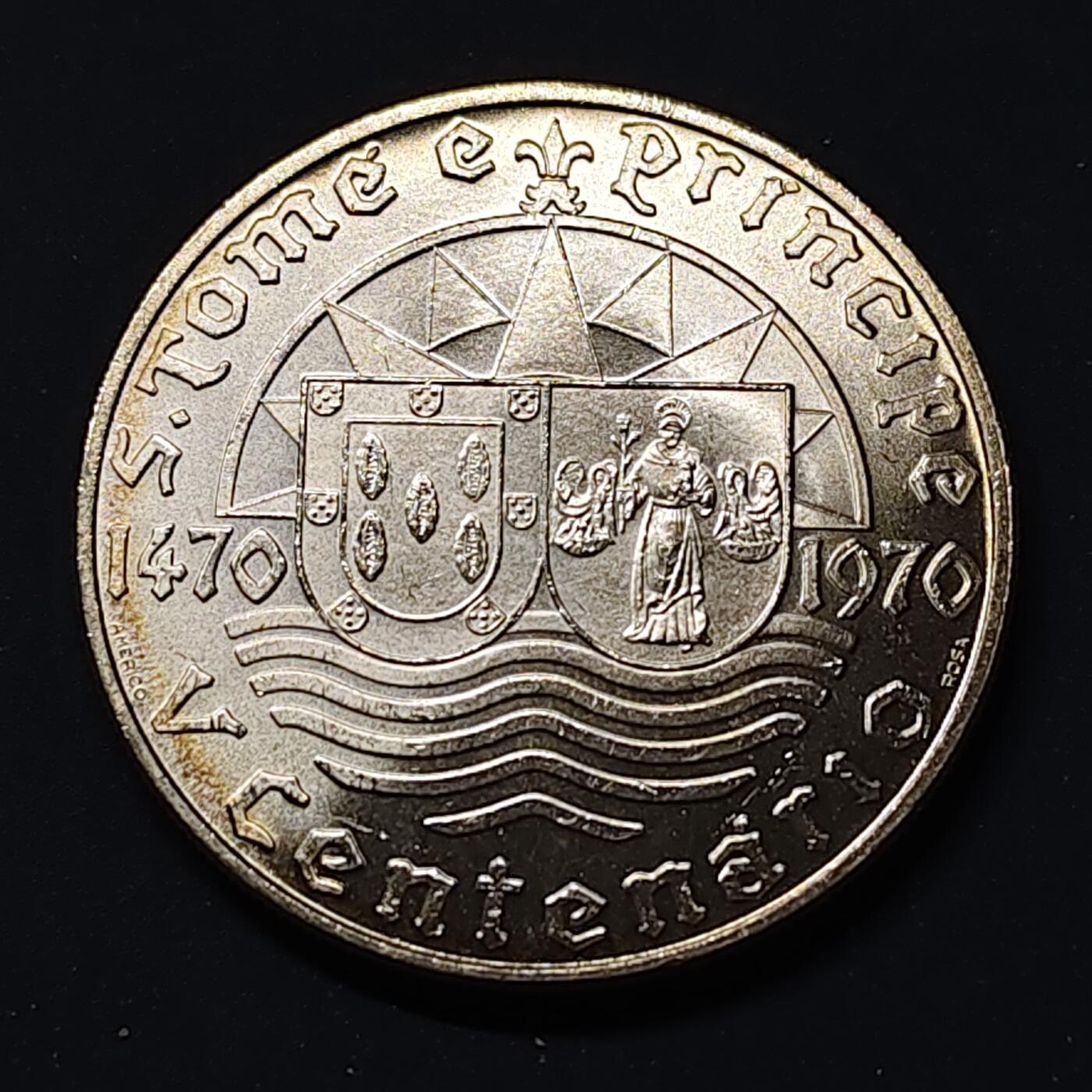 【全场包邮】纯粹捡漏拍513场 圣多美和普林西比1970年50埃斯库多发现圣多美和普林西比500周年纪念银币【34毫米18克65%】