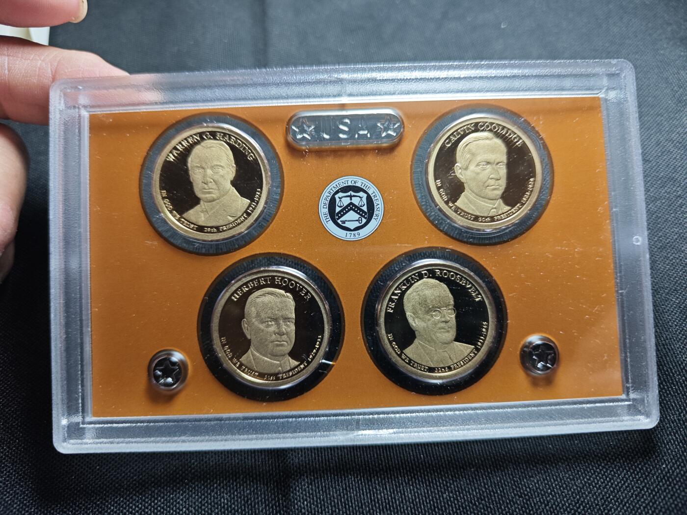 KK钱币收藏小铺   套币专场 2月预留时间 周末发货  美国1元总统精制纪念套币