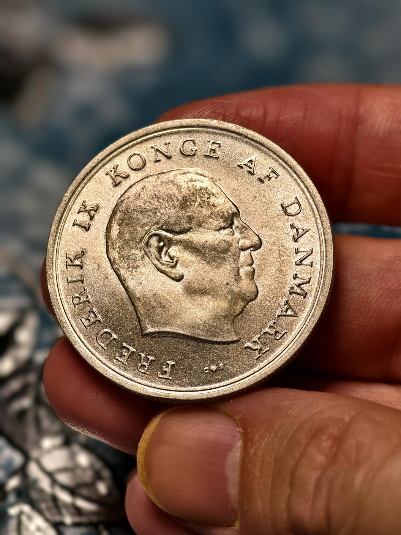 抚柳草堂-第十七期章牌钱币  奖章勋章限时免佣 满百包邮 放漏专场 1967丹麦玛格丽特公主与法国亨里克亲王结婚纪念10克朗银币 重20.6g 原光极美品