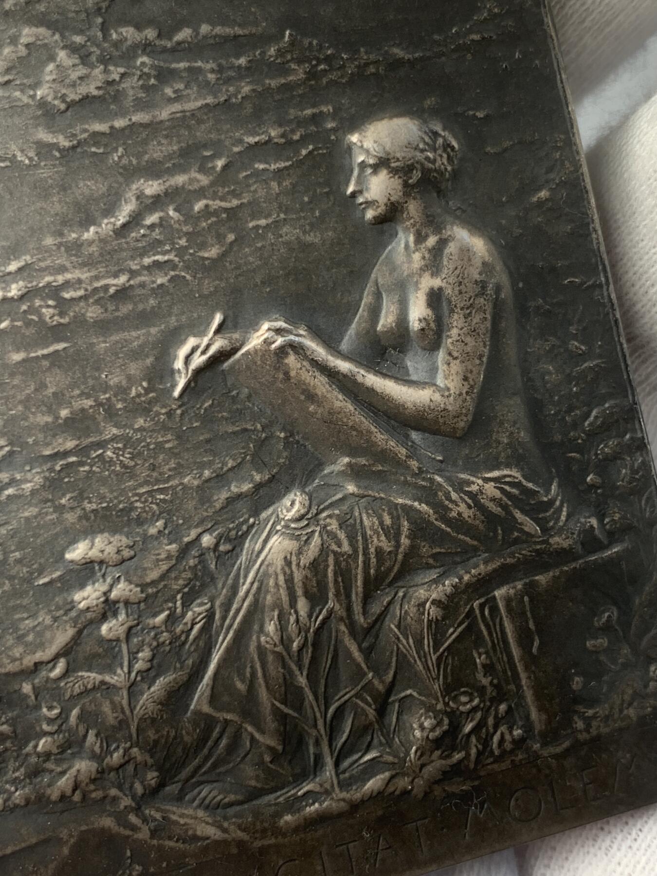 掌中浮雕-藏着的欧洲第055场 1880年法国装饰艺术联盟镀银铜章  ，67 X 47mm，章牌大师奥斯卡.罗蒂Oscar Roty（1846-1911）作品