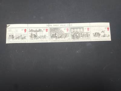 博彦收藏    3月25日 8点 外国邮票专场 - 英国邮票一套 联票齿间有折 有黄上品